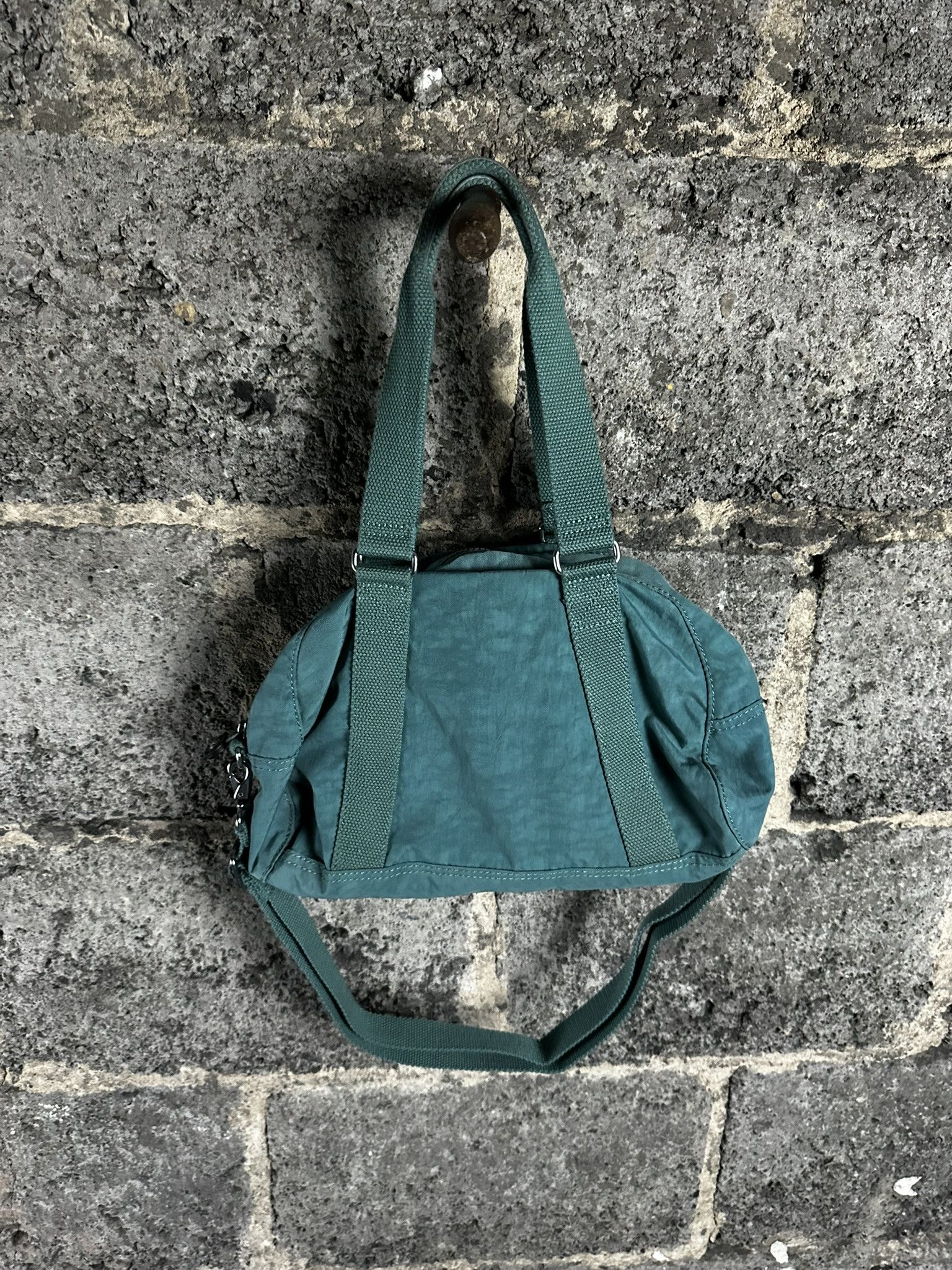 Vintage Vintage Kipling Shoulder Bag Size ONE SIZE - 4 Thumbnail