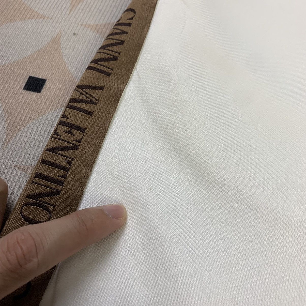 Gianni Valentino Vintage Gianni Valentino Joggers Pants Side Tape Size US 30 / EU 46 - 9 Thumbnail