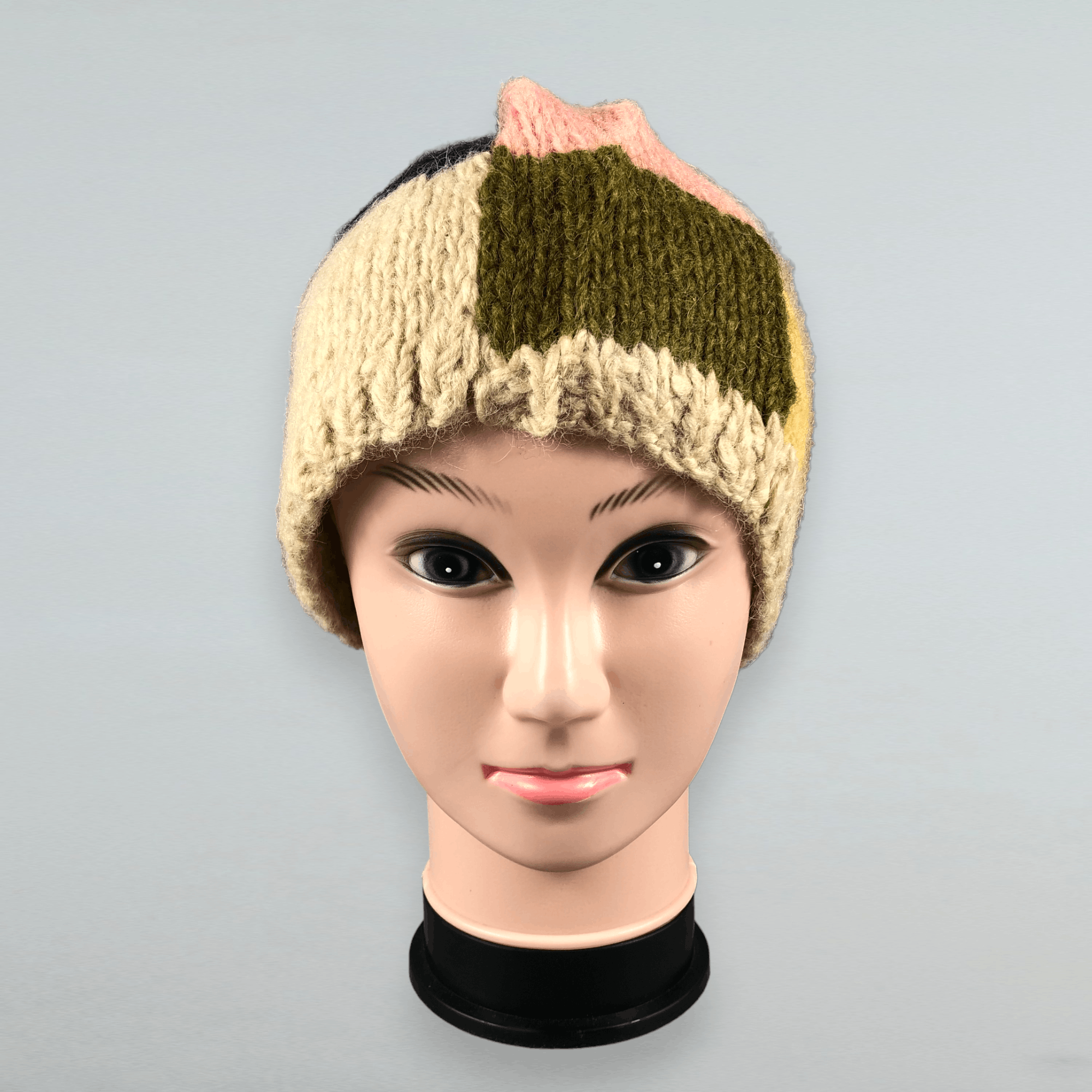 Japanese Brand Crochet Patchwork Beanie Size ONE SIZE - 1 Thumbnail