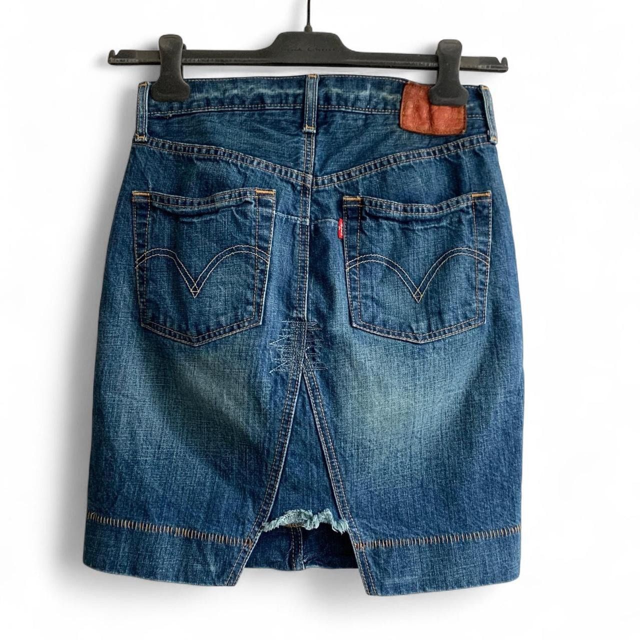 Levi's 2005 “Reworked” line With Studs Detail Denim Skirt Size 28" / US 6 / IT 42 - 3 Thumbnail