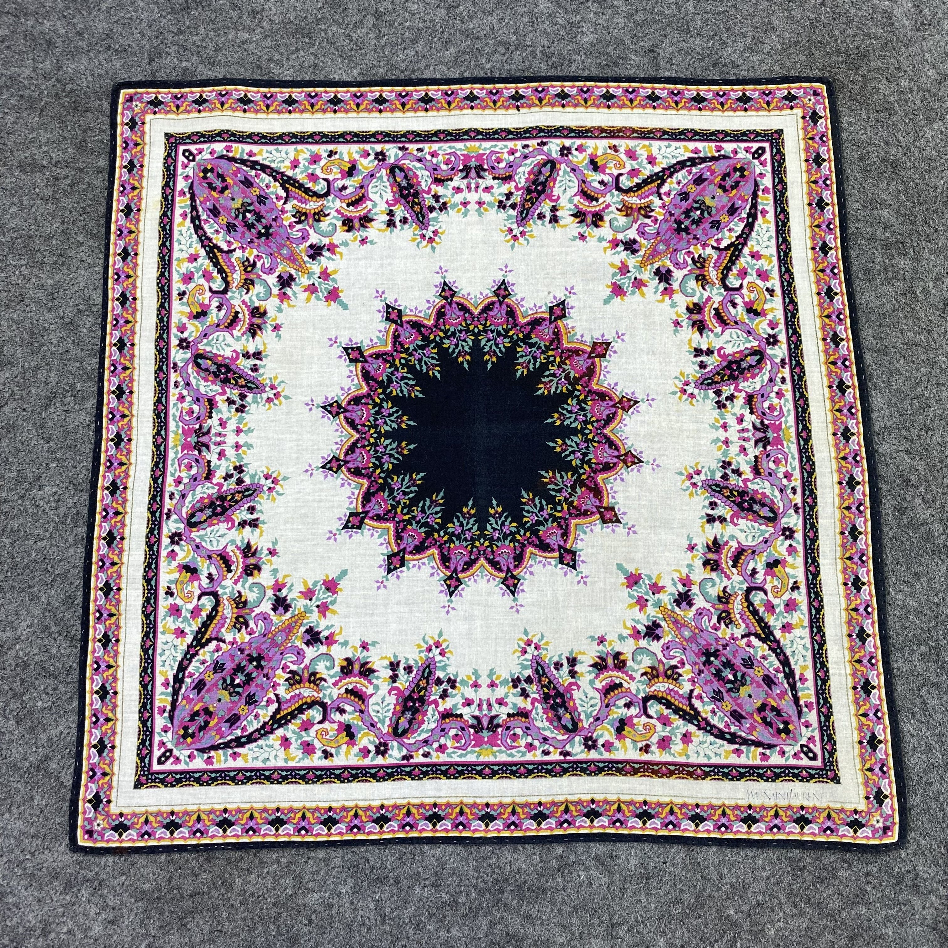 Yves Saint Laurent Yves Saint Laurent Handkerchief Neckerchief Bandana-B2012 Size ONE SIZE - 3 Thumbnail