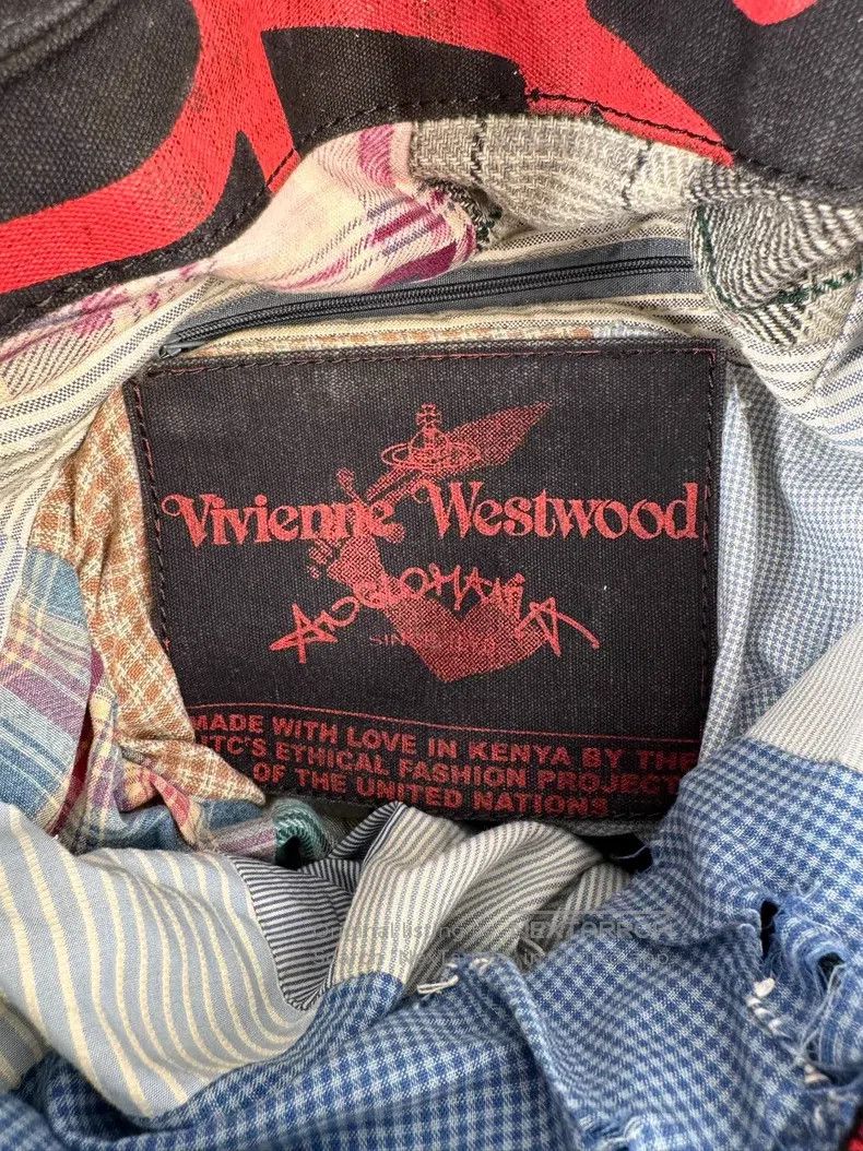 Vivienne Westwood Vivienne Westwood size os African Charity Series Kenya Hand Size ONE SIZE - 8 Thumbnail