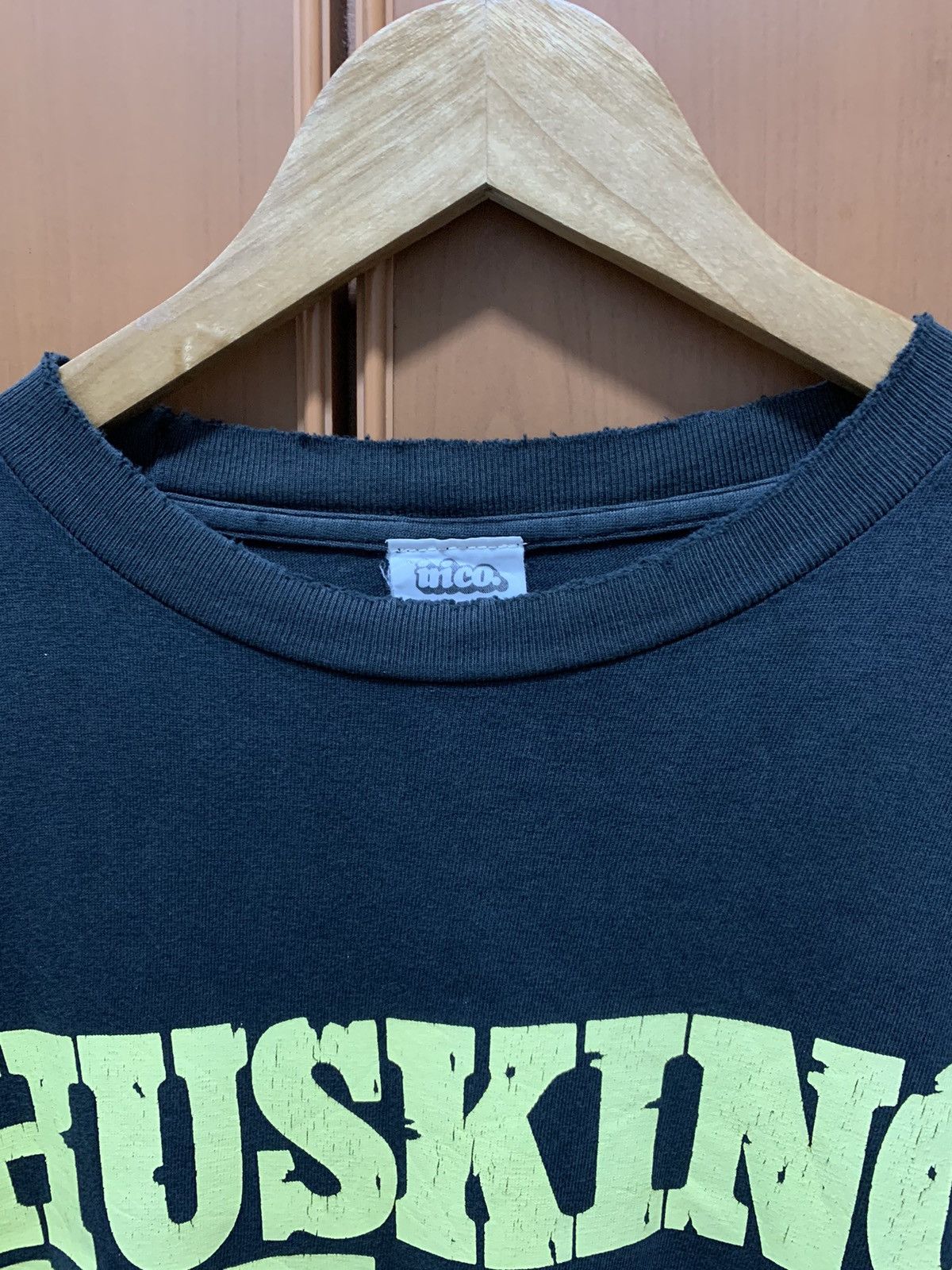Band Tees Vintage Y2K Husking Bee punk rock Distressed Tee Size US XL / EU 56 / 4 - 5 Thumbnail