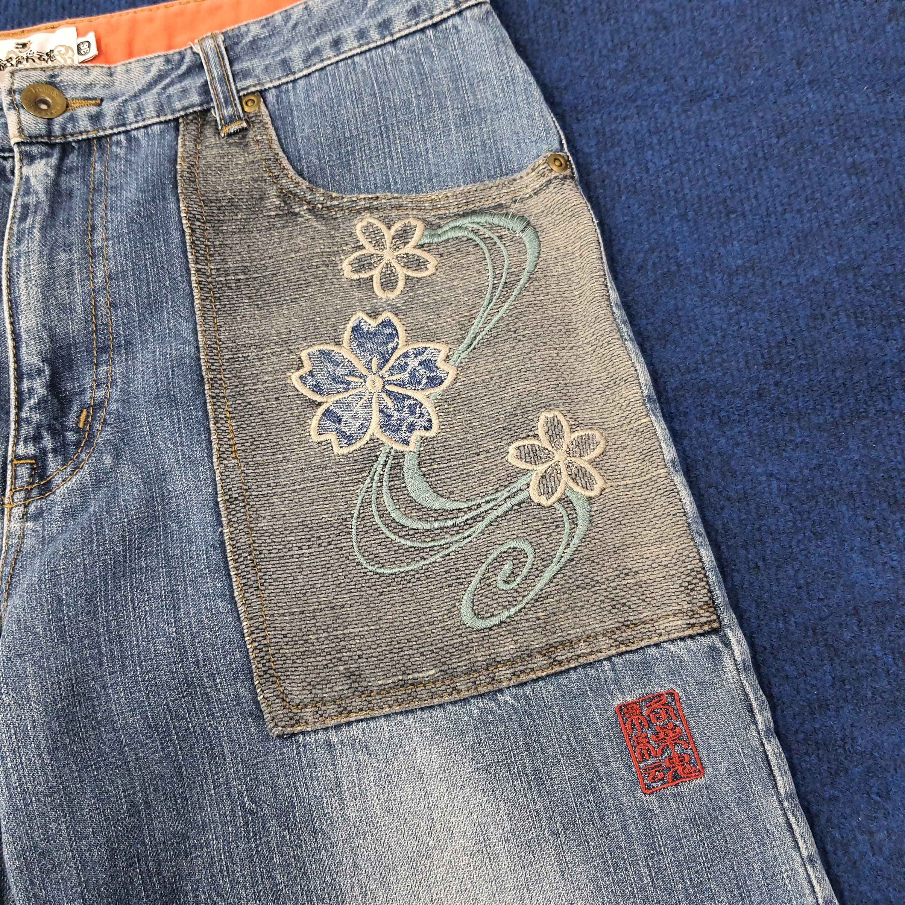 Japanese Brand Vintage Karakuri Tamashii (絡繰魂) Embroidery Jeans C252N29 Size US 33 - 5 Thumbnail