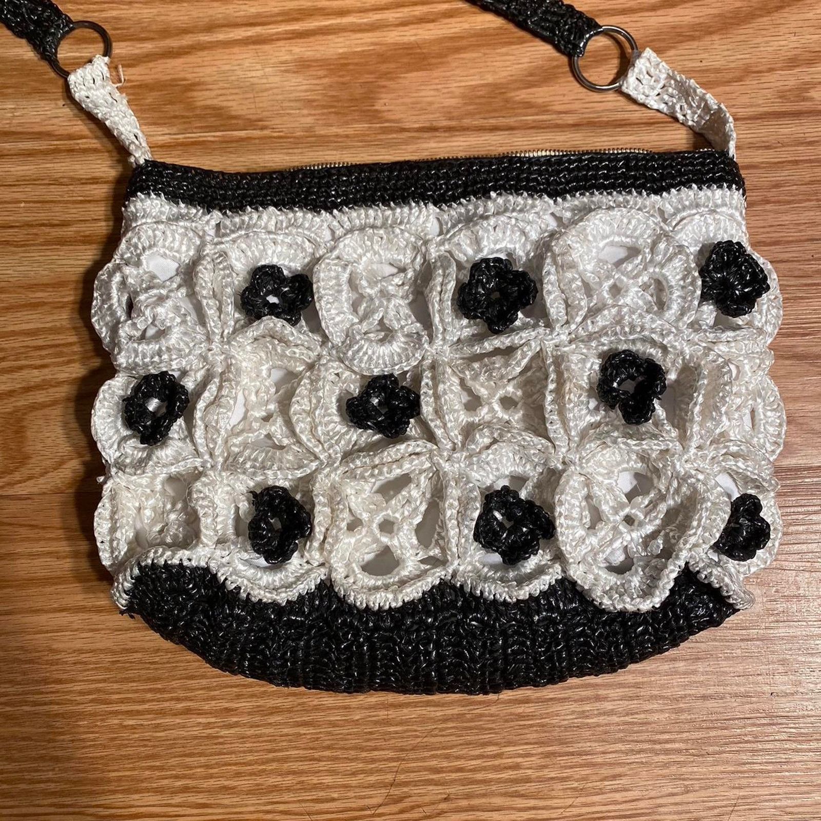 Other Black & white floral purse Size ONE SIZE - 2 Thumbnail