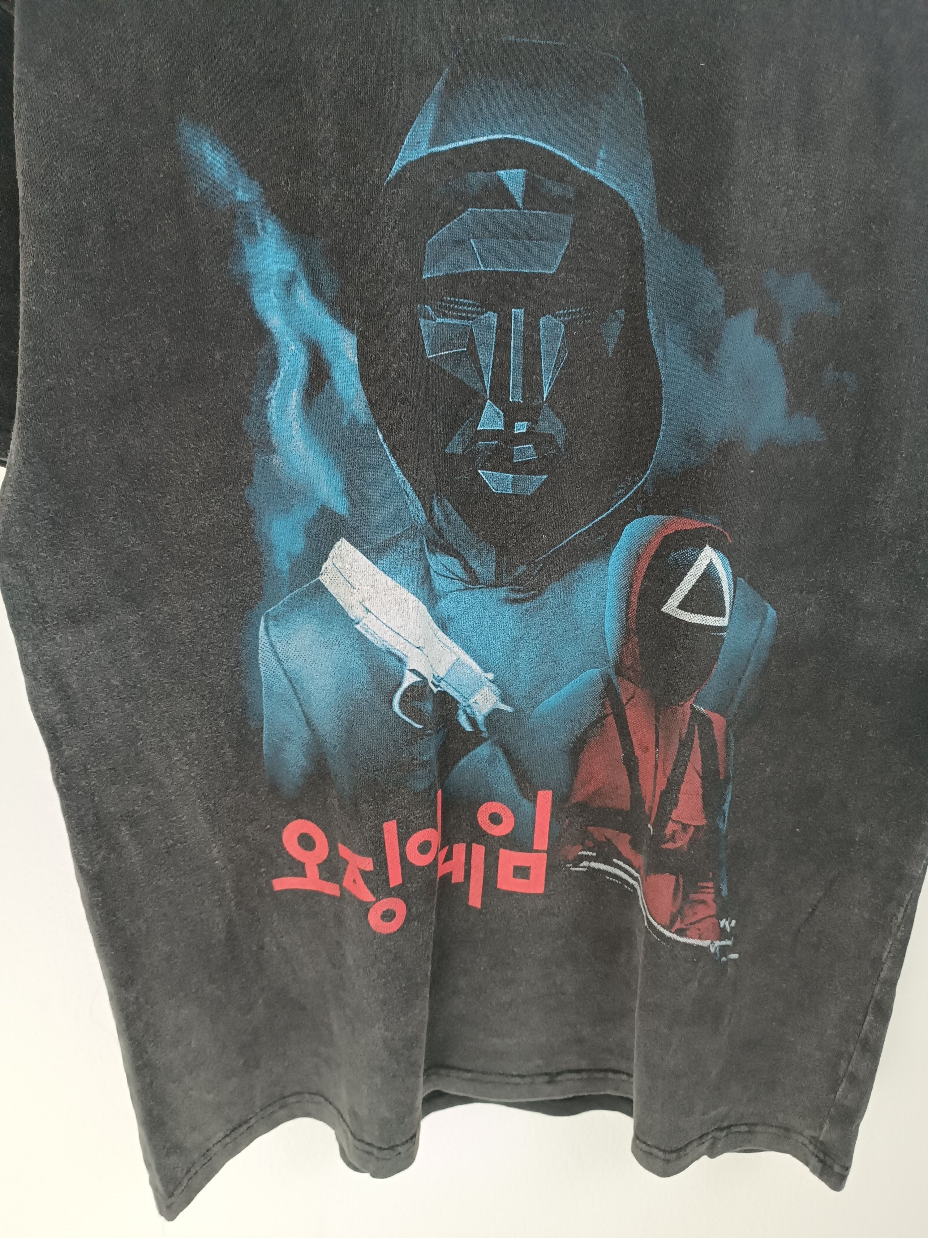 Vintage VINTAGE SQUID GAME X GOAT CREW FADED STYLE TEE HORROR CRIME Size US L / EU 52-54 / 3 - 6 Thumbnail