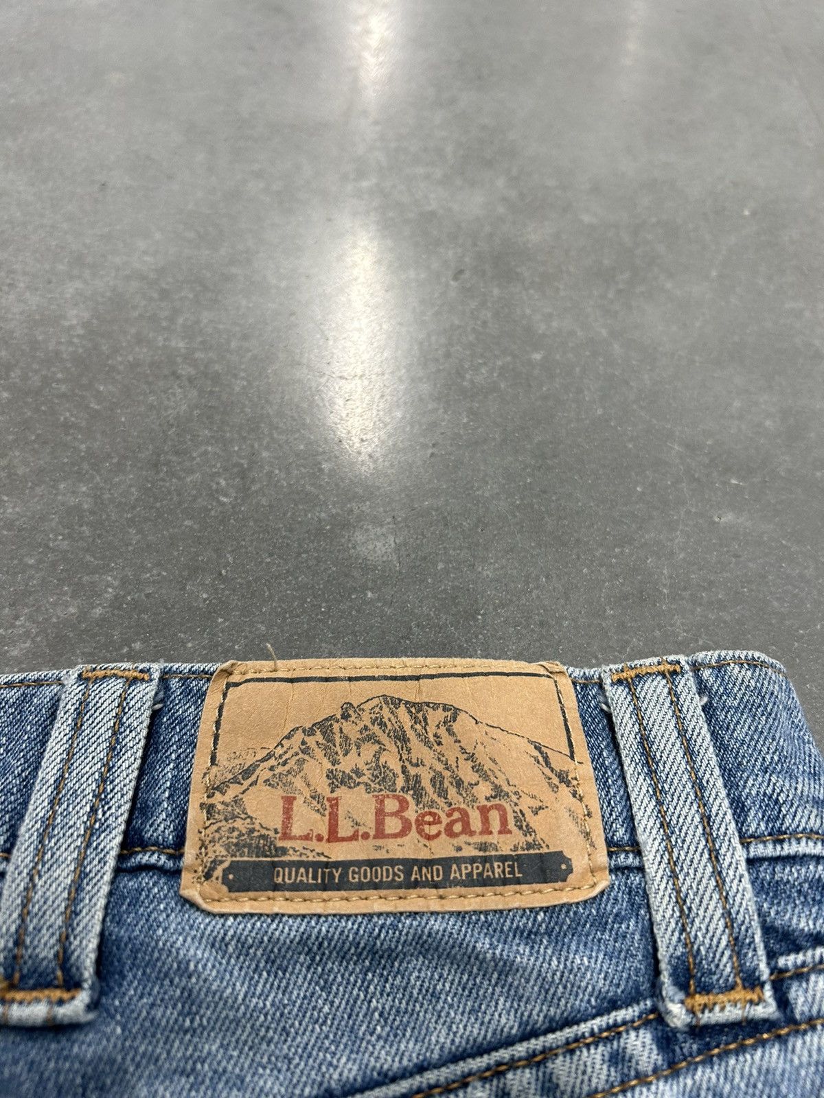 L.L. Bean L.L bean denim jeans Size US 36 / EU 52 - 3 Thumbnail