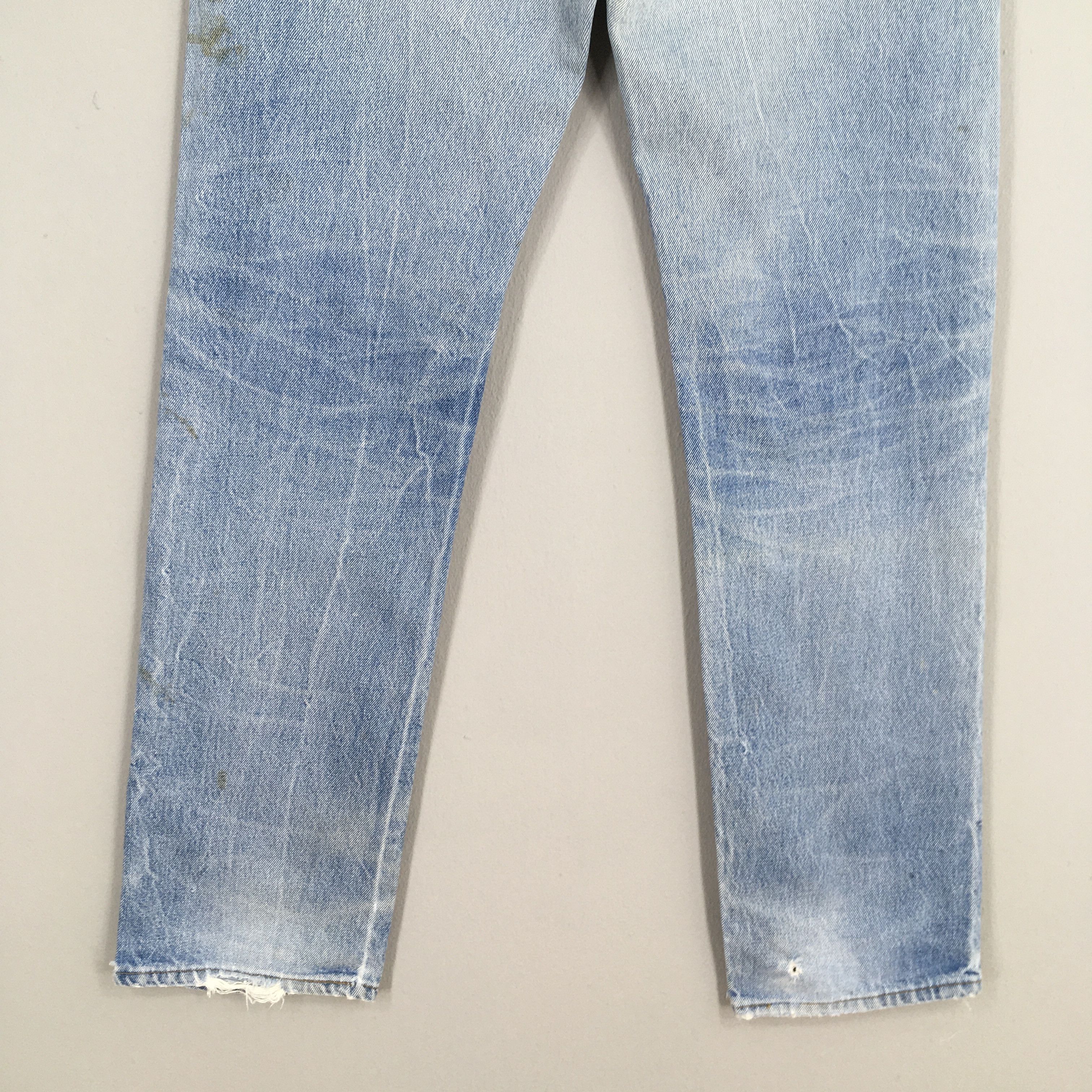 Levi's Size 29x32.5 Vintage 90s Levi's 501 Faded Dirty Jeans S1412 Size US 29 - 10 Thumbnail