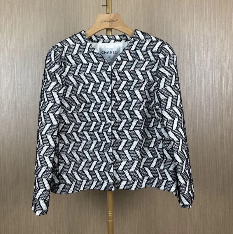 Chanel Chanel Color Block Pattern Cotton Sweater 0089 Size M / US 6-8 / IT 42-44 - 1 Thumbnail