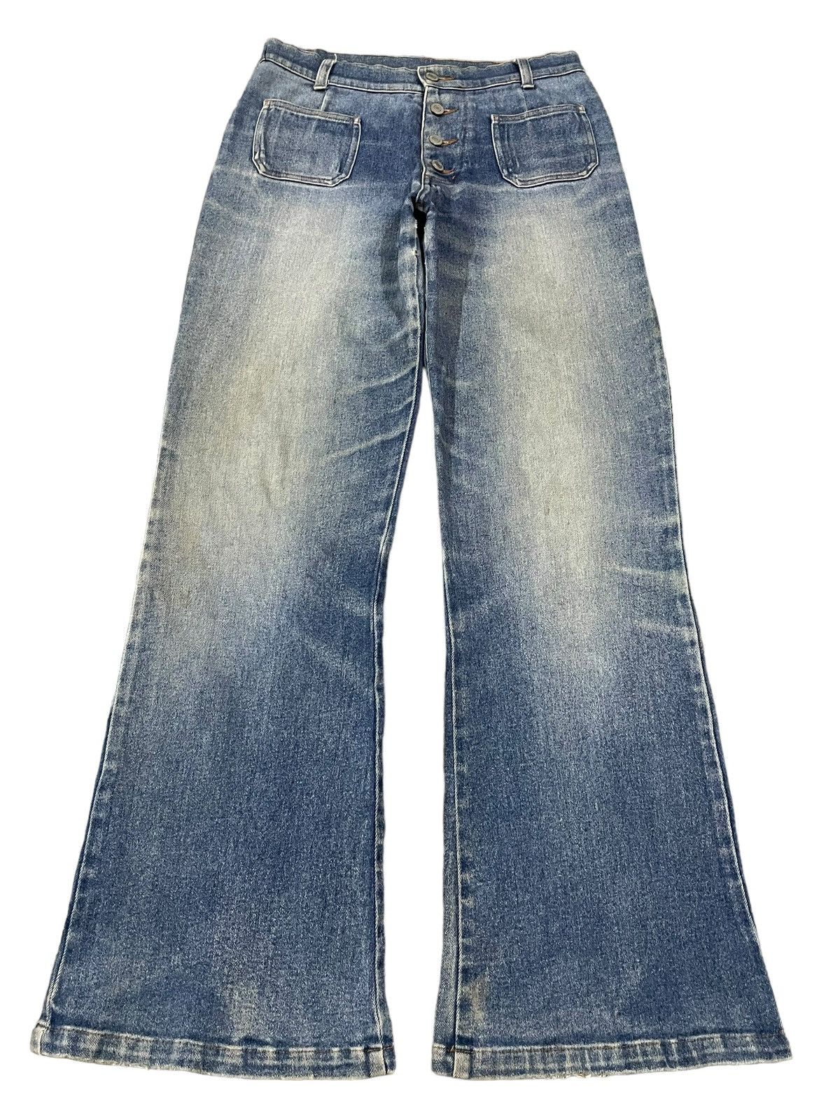 Japanese Brand Vintage Japanese Brand Fading Mid Rise ButtonFly Flare Jeans Size 30" / US 8 / IT 44 - 2 Thumbnail