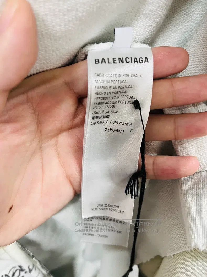 Balenciaga Balenciaga Pattern Printed Hooded Zip Long Sleeve Jacket Size US S / EU 44-46 / 1 - 3 Thumbnail
