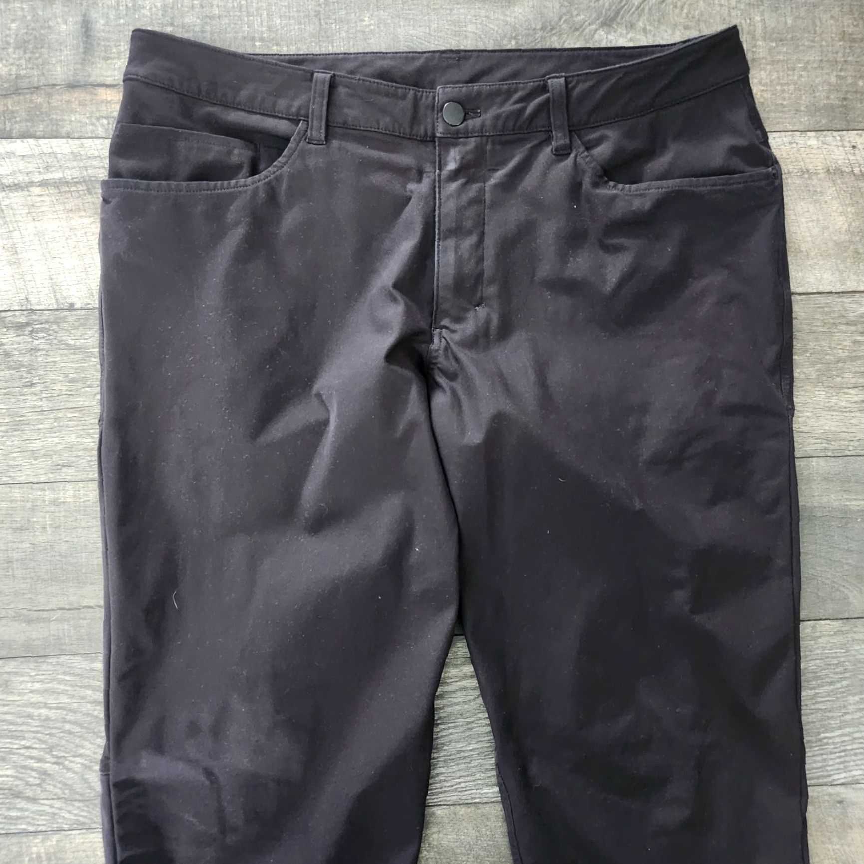 Lululemon lululemon Mens Pants 34x32 ABC Classic Fit 5 Pocket Warpstreme Black Size US 34 / EU 50 - 4 Thumbnail