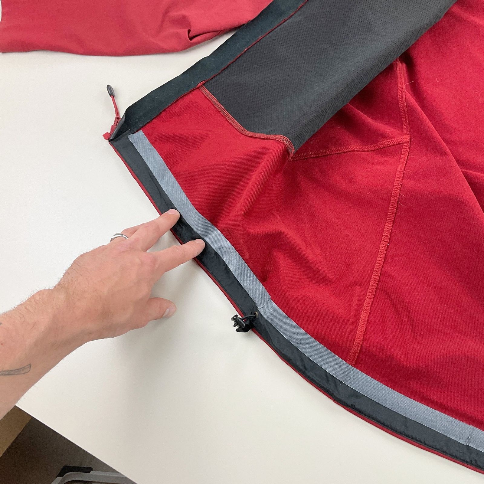 Arc'teryx Arcteryx Gore-Tex Jacket - XL mens red hiking outerwear Size US XL / EU 56 / 4 - 8 Thumbnail