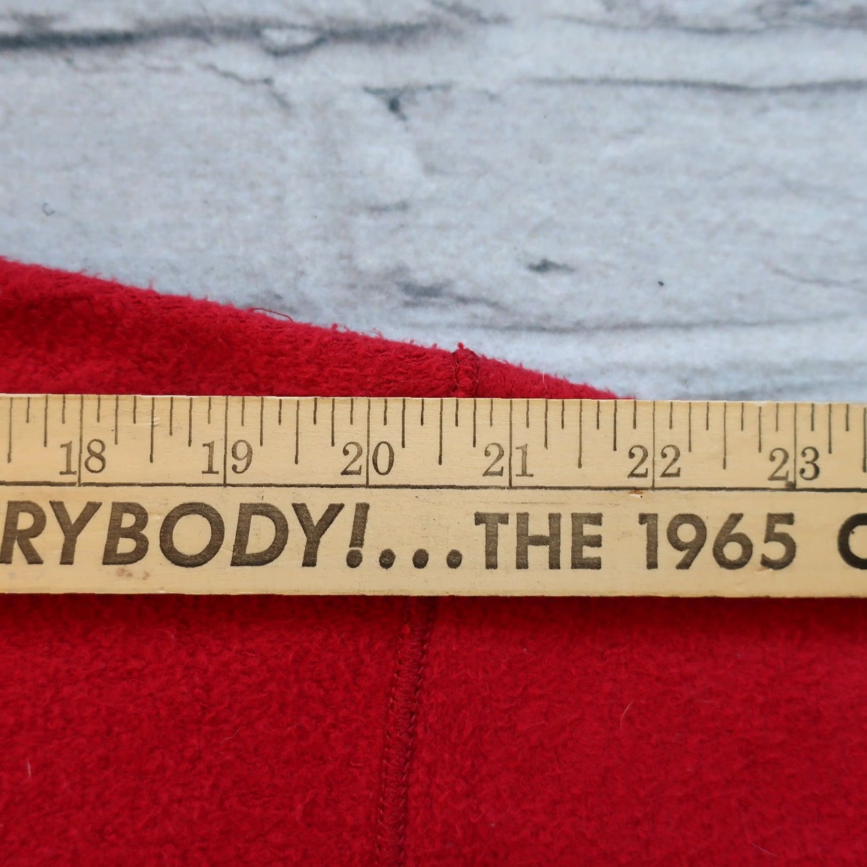 Champion VINTAGE Champion Logo Sweatshirt Mens Large Red Sweatshirt Size US L / EU 52-54 / 3 - 7 Thumbnail