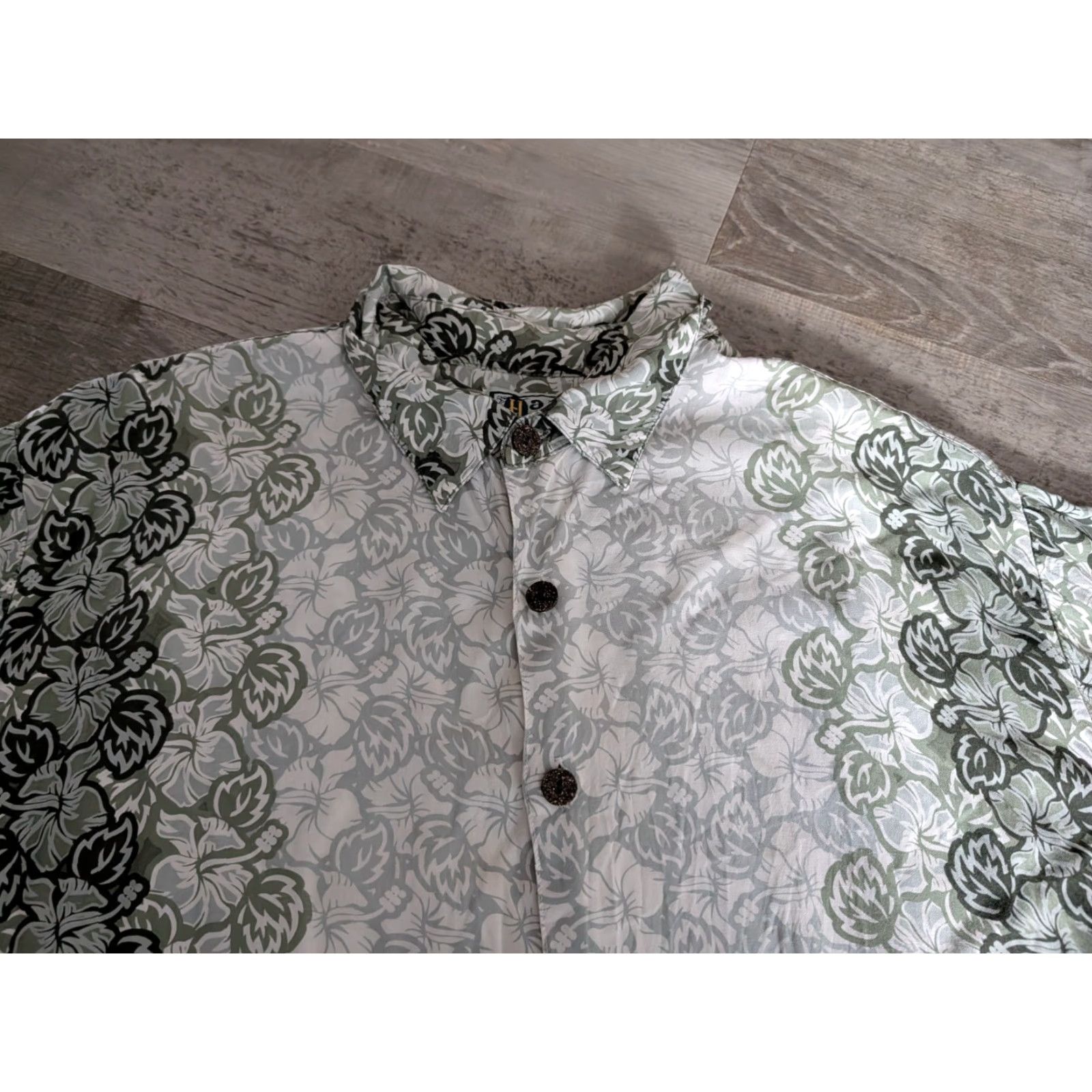 Vintage VINTAGE Hana Bay Island Style Hawaiian Camp Shirt XL Green Floral Rayon Mens Size US XL / EU 56 / 4 - 5 Thumbnail