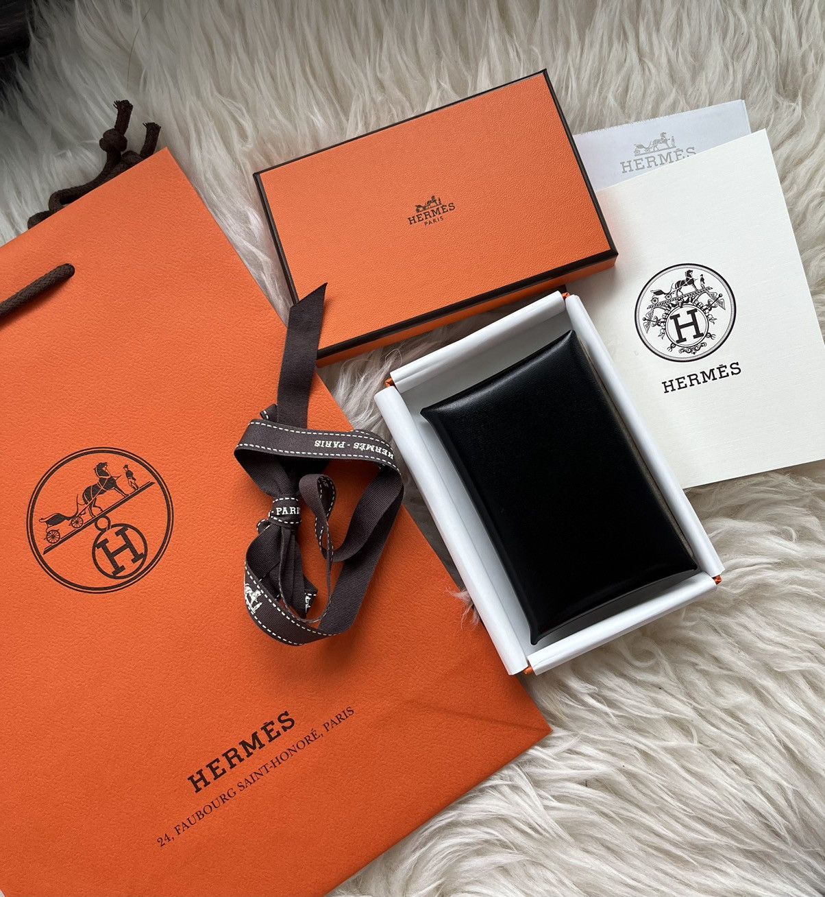 Hermes Extremely Rare Hermes Calvi Wallet Box Leather Size ONE SIZE - 4 Thumbnail
