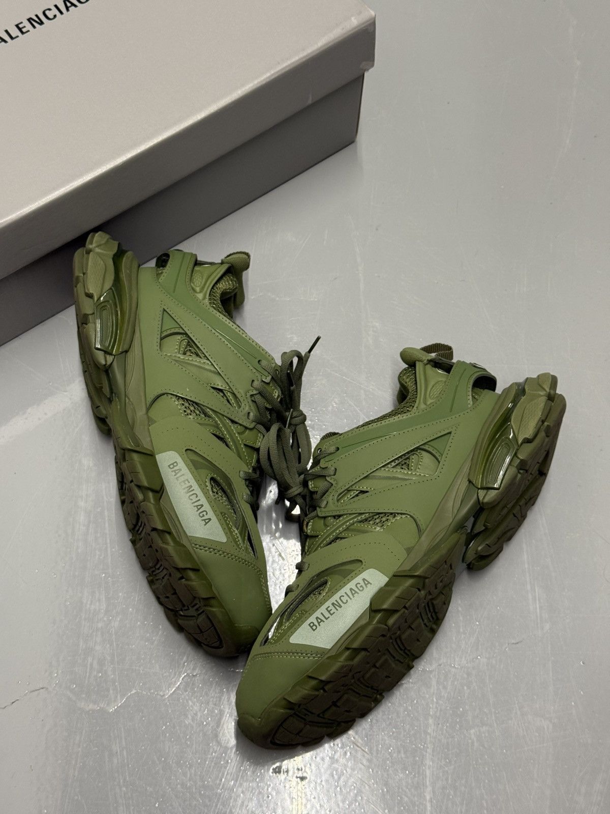 Balenciaga Balenciaga Track Runner Army Green/Khaki Size US 10 / EU 43 - 1 Thumbnail