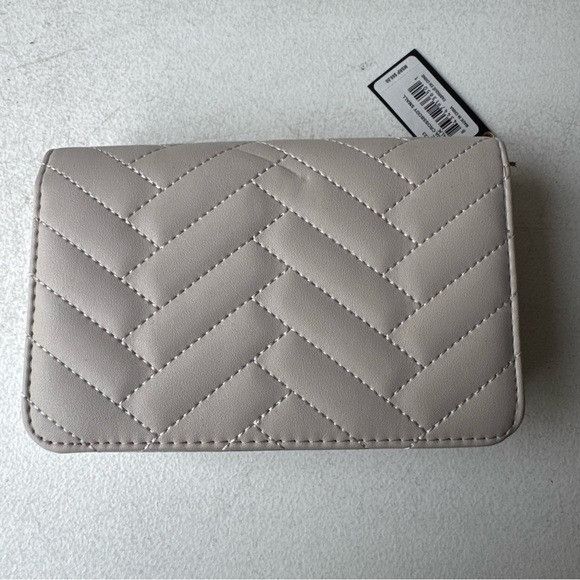 Bebe NWT BEBE SOPHIA CROSSBODY SMALL CHALK Size ONE SIZE - 8 Thumbnail