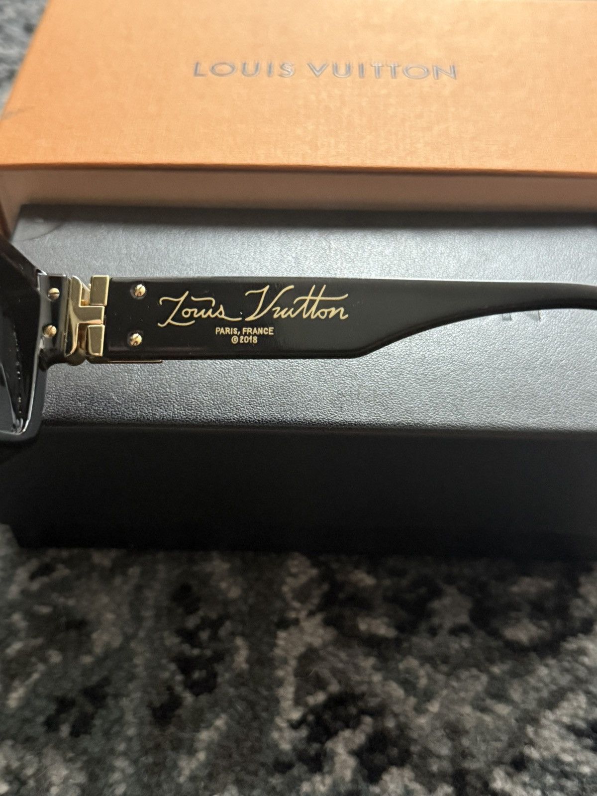 Louis Vuitton Louis Vuitton 1.1 Millionaires Sunglasses Black Gold-Tone Size ONE SIZE - 3 Thumbnail