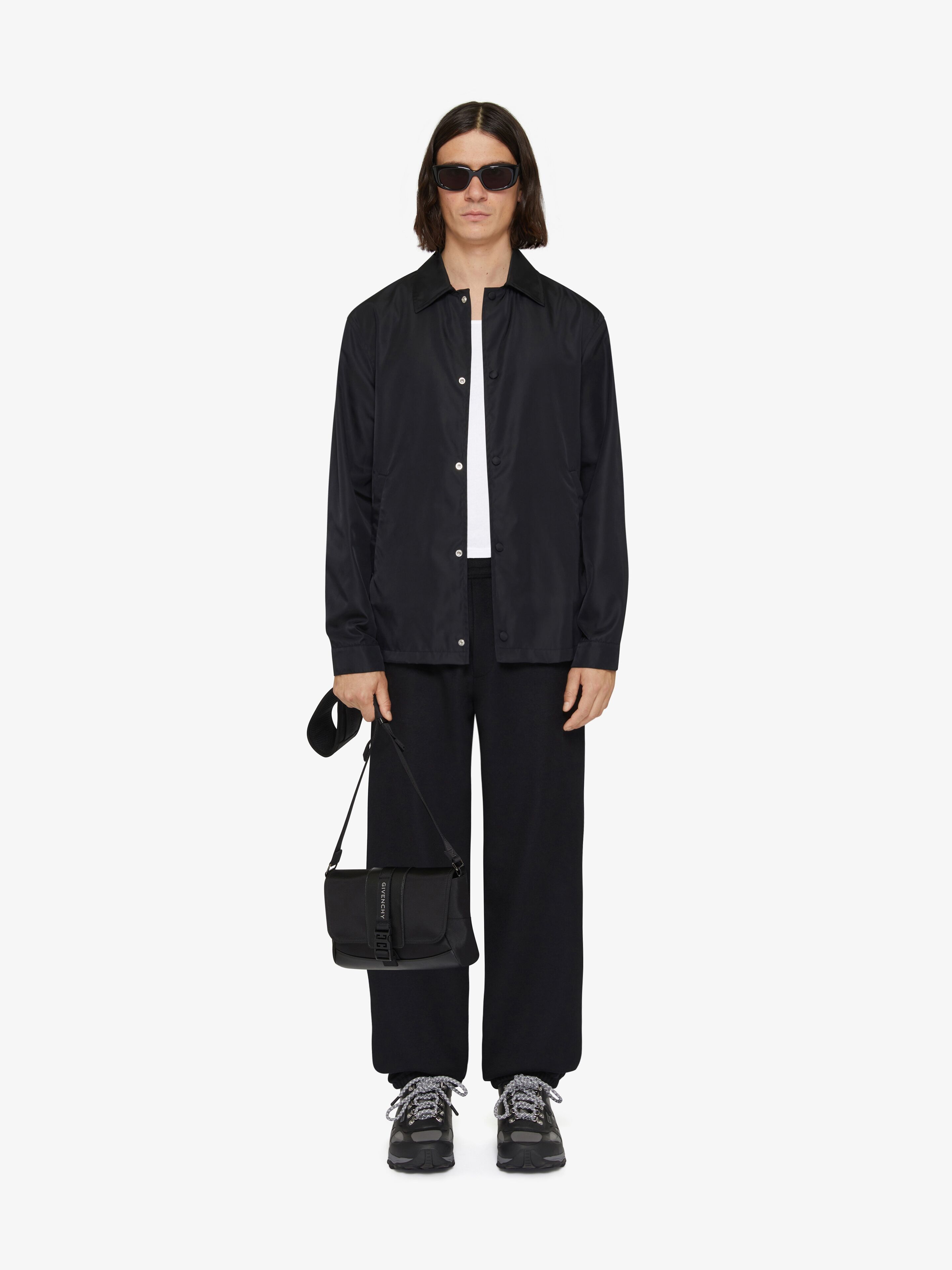 Givenchy o1srvl11e0326 Overshirt in Black Size US L / EU 52-54 / 3 - 2 Thumbnail