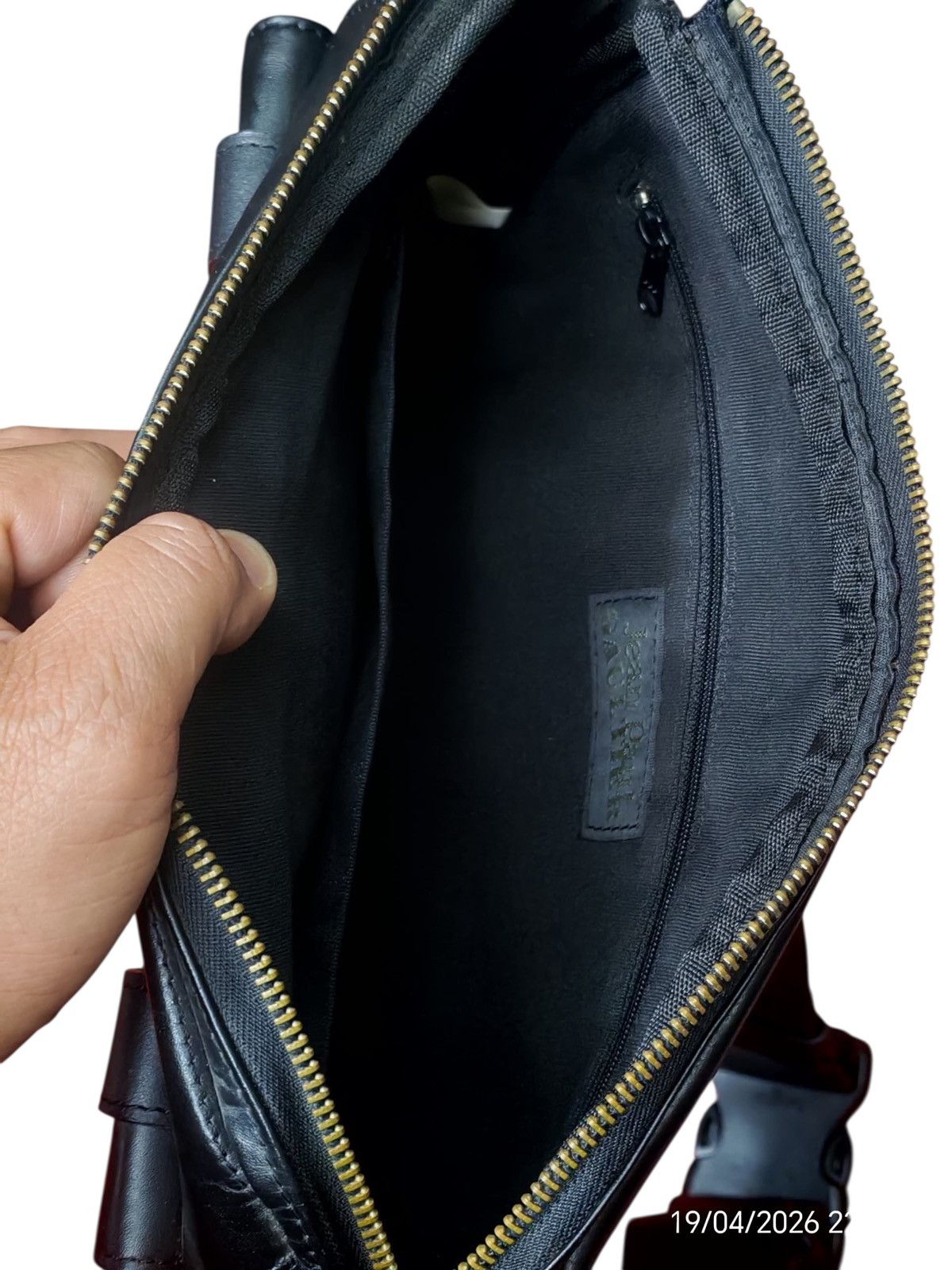 Jean Paul Gaultier JEAN PAUL GAULTIER SOLID LEATHER WAIST CROSSBODY BAG BUMBAG Size ONE SIZE - 5 Thumbnail