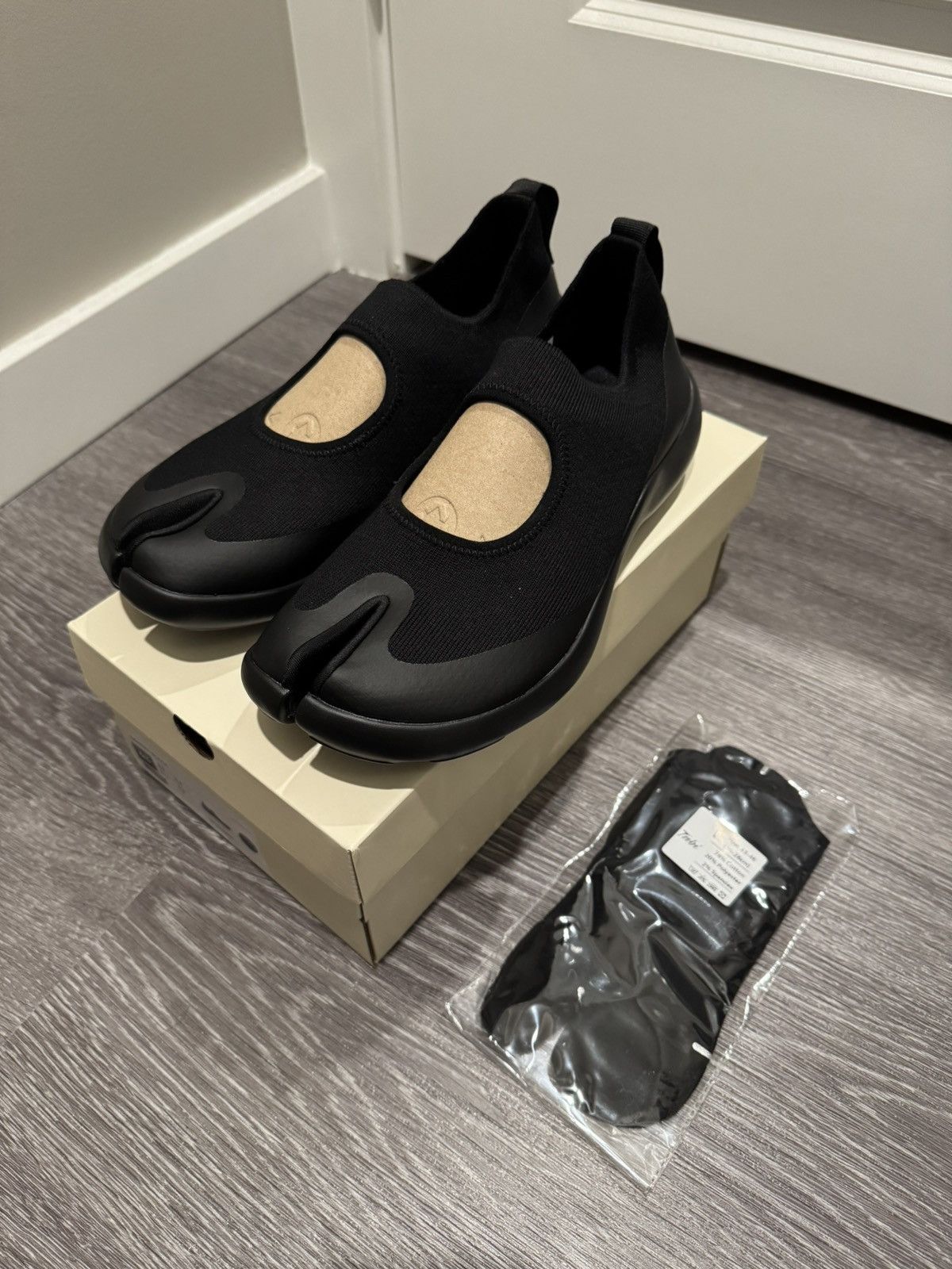 Designer × Japanese Brand × Maison Margiela Tabi Footwear Brand slip on shoes Size US 10 / EU 43 - 2 Thumbnail