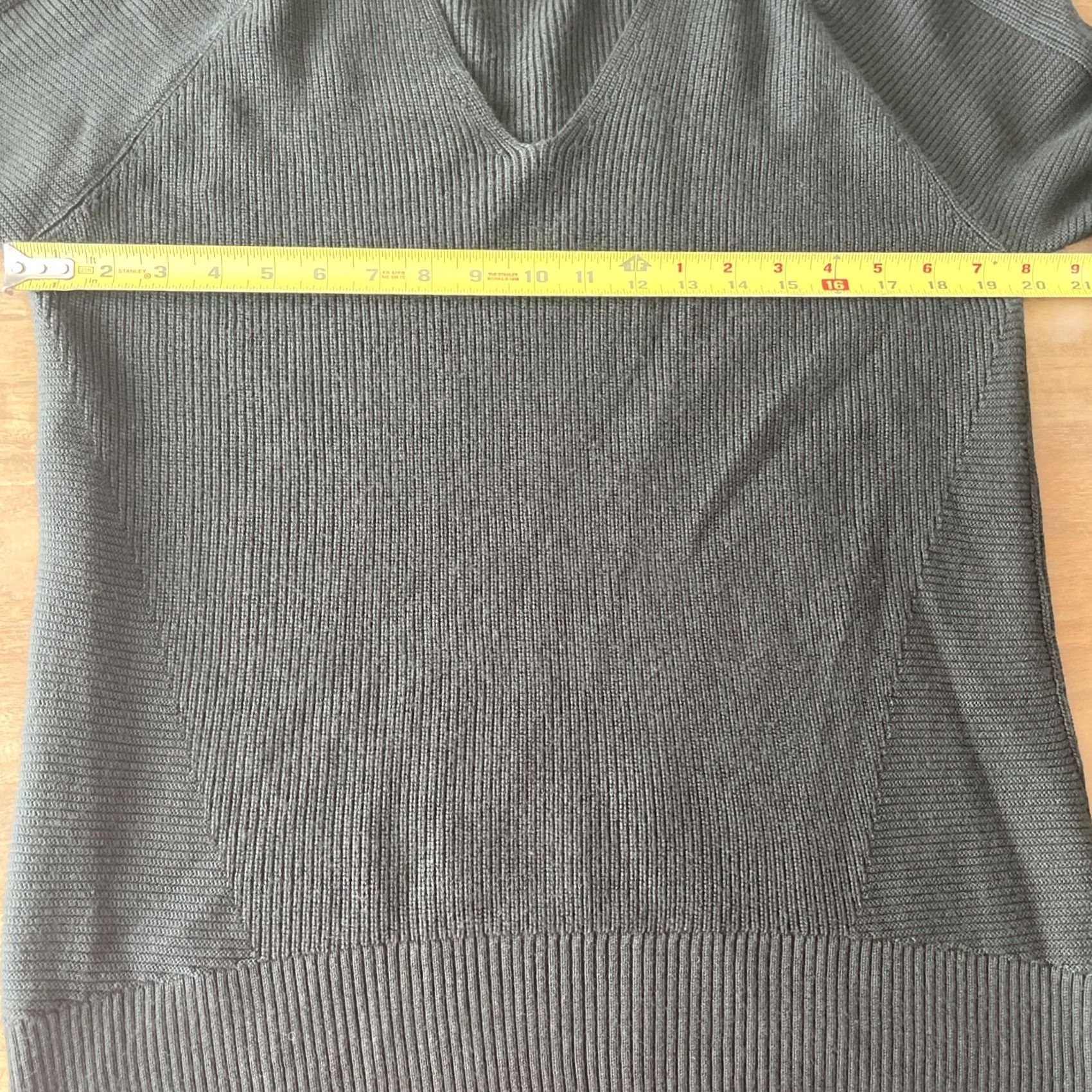 Athleta Athleta Women’s Sweater Long Sleeve V-Neck Ribbed Merino Blend Green S Small Pullover Casual Office Size S / US 4 / IT 40 - 7 Thumbnail