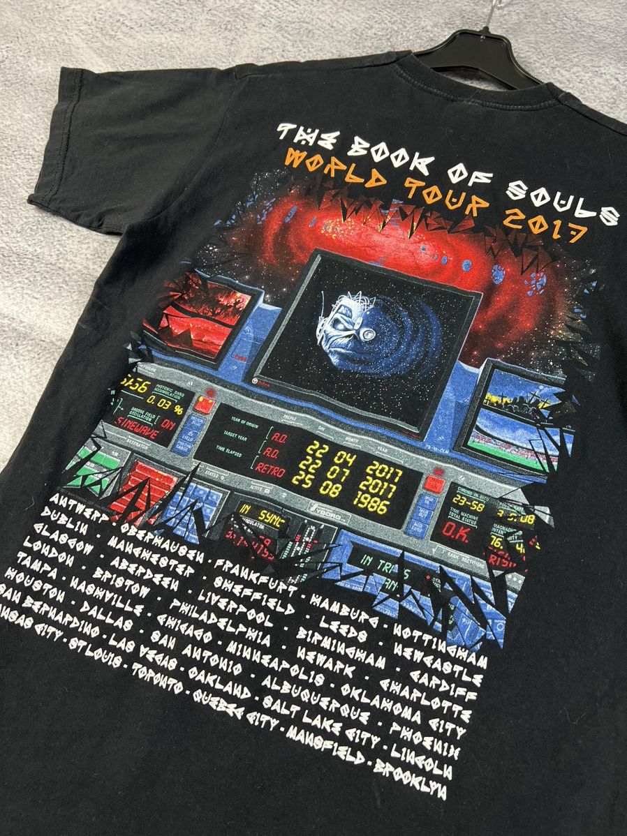 Band Tees × Iron Maiden Iron maiden 2017 rock band tour T-shirt Size US M / EU 48-50 / 2 - 9 Thumbnail