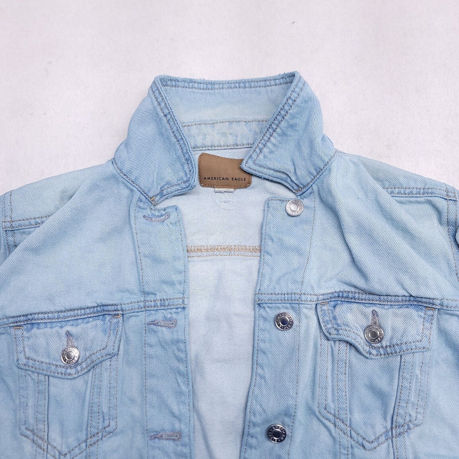 American Eagle Outfitters American Eagle Casual Button Up Denim Jacket Womens Size XS Size XS / US 0-2 / IT 36-38 - 1 Thumbnail