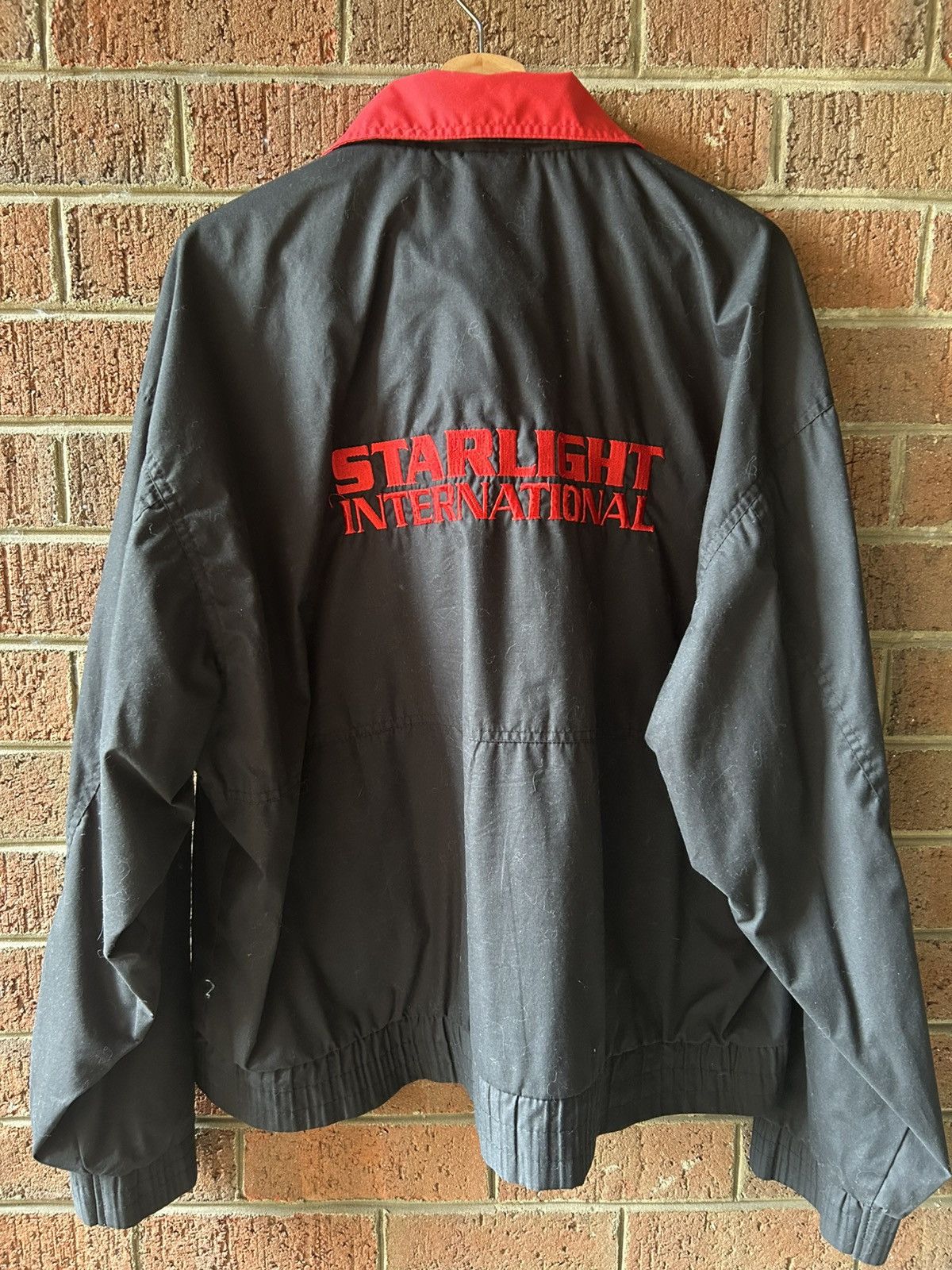 Other Vintage 1996 United Kingdom Britain Black And Red Jacket Size US XL / EU 56 / 4 - 3 Thumbnail