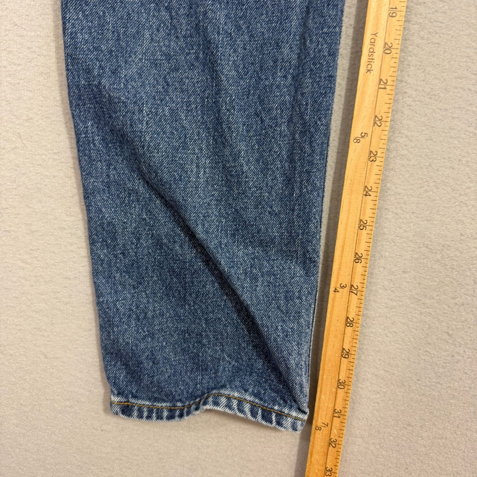 Levi's Vintage Levis 550 Jeans Men's 31x31 Blue Tapered Canada 90s Size US 31 - 11 Thumbnail