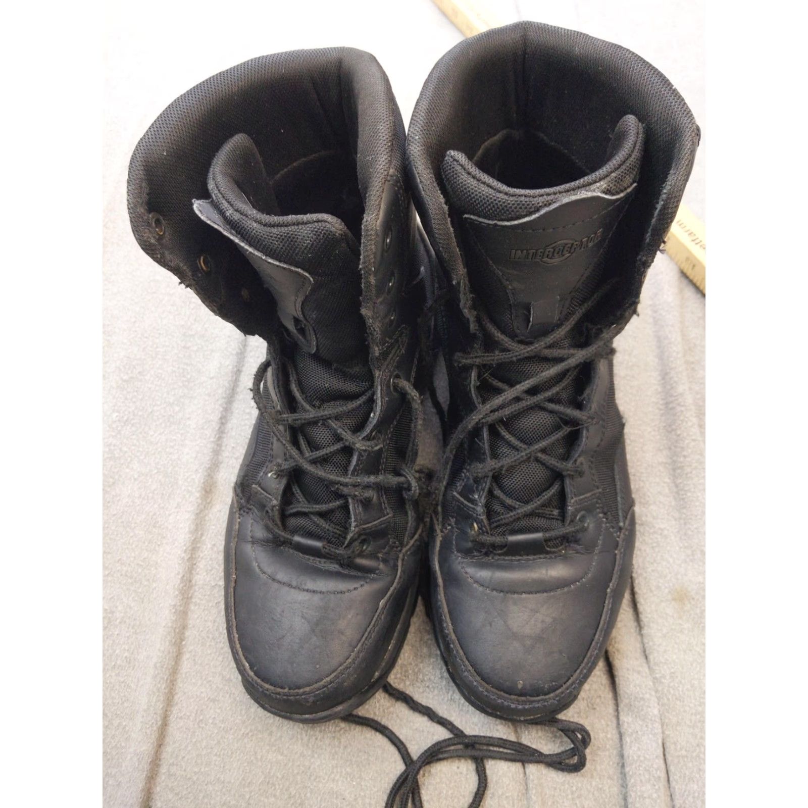 Vintage Interceptor Combat Work Boots Mens 9 42 Black Leather Slip Resistant Lace Up Mid-Calf Workwear Boots Mens Shoes DaytoDay 90s Size US 9 / EU 42 - 3 Thumbnail