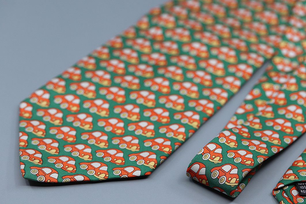 Nazareno Gabrielli Vintage Nazareno Gabrielli Tie with Red Cars on Green Size ONE SIZE - 10 Thumbnail