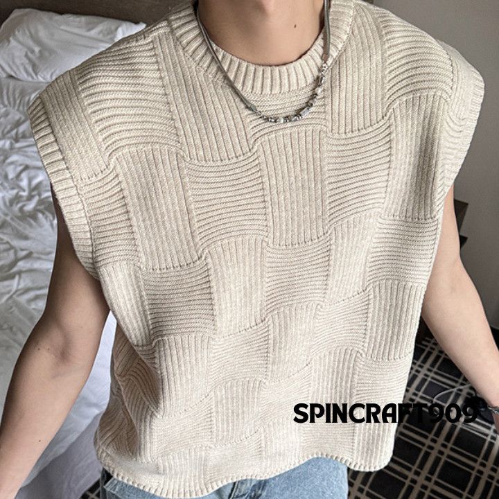 Other Embroidered Sleeveless Knitwear Size US M / EU 48-50 / 2 - 5 Thumbnail