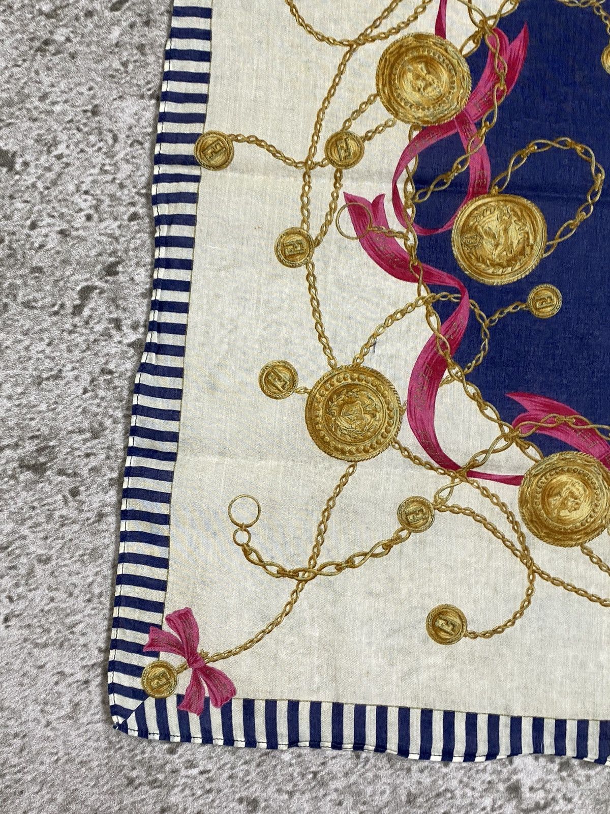 Fendi Fendi Handkerchief / Bandana / Neckerchief Size ONE SIZE - 4 Thumbnail