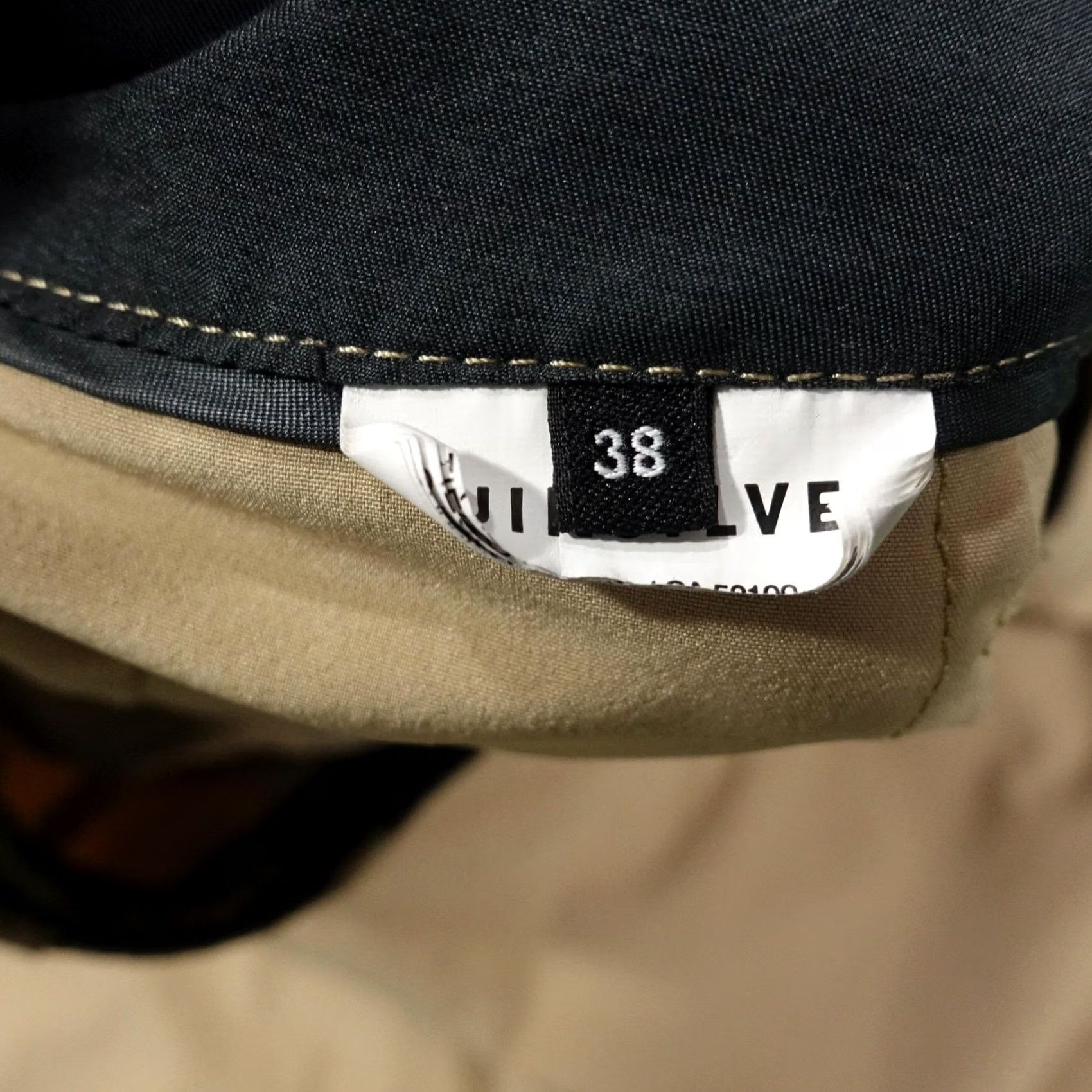 Quiksilver Quiksilver Shorts Mens 38 Beige Amphibian DryFlight Quick Dry 9 Inseam Chino Casual Travel Pocket Logo Mens Size US 38 / EU 54 - 7 Thumbnail