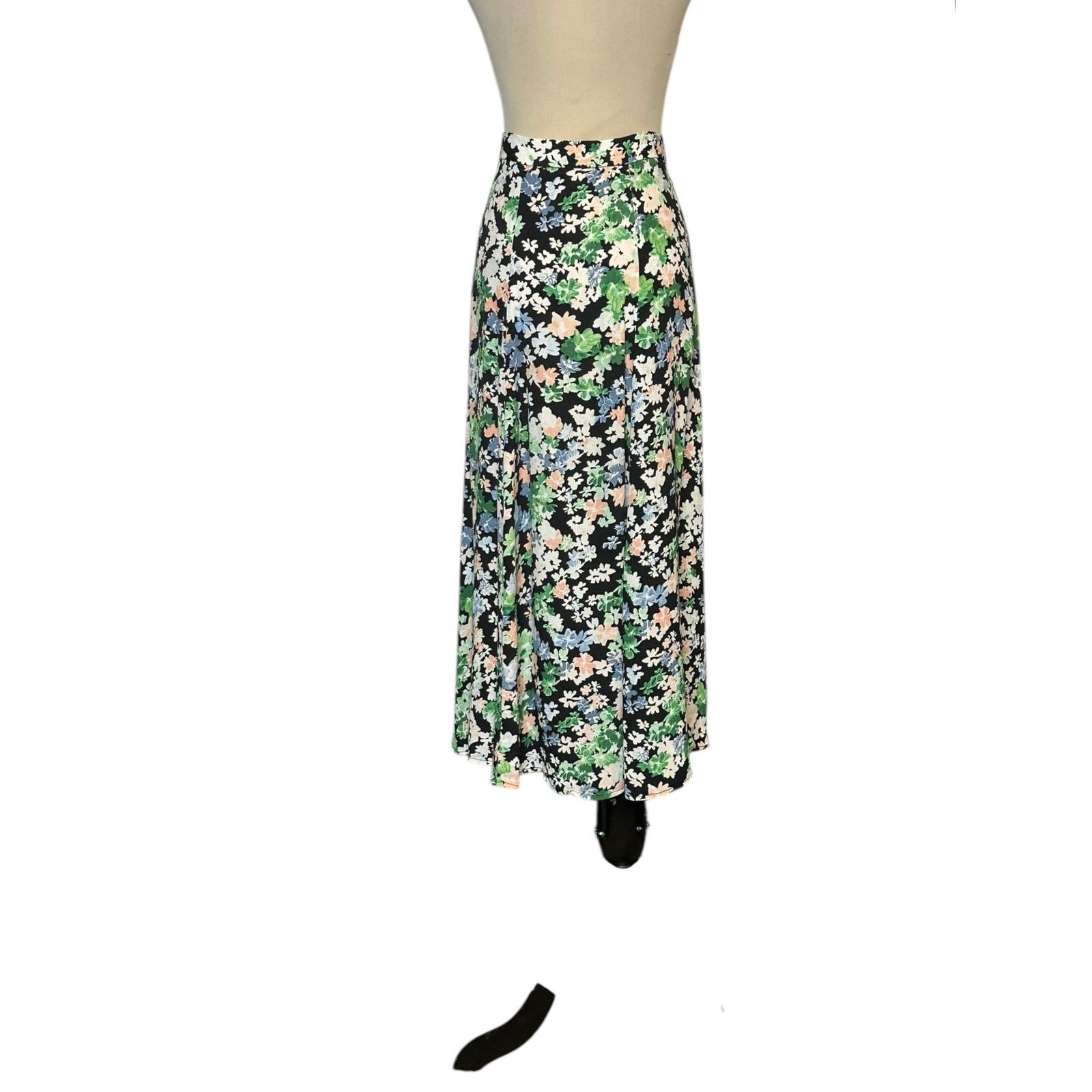 H&M H&M black green floral a line skirt size maxi skirt size 6 Size 28" / US 6 / IT 42 - 9 Thumbnail