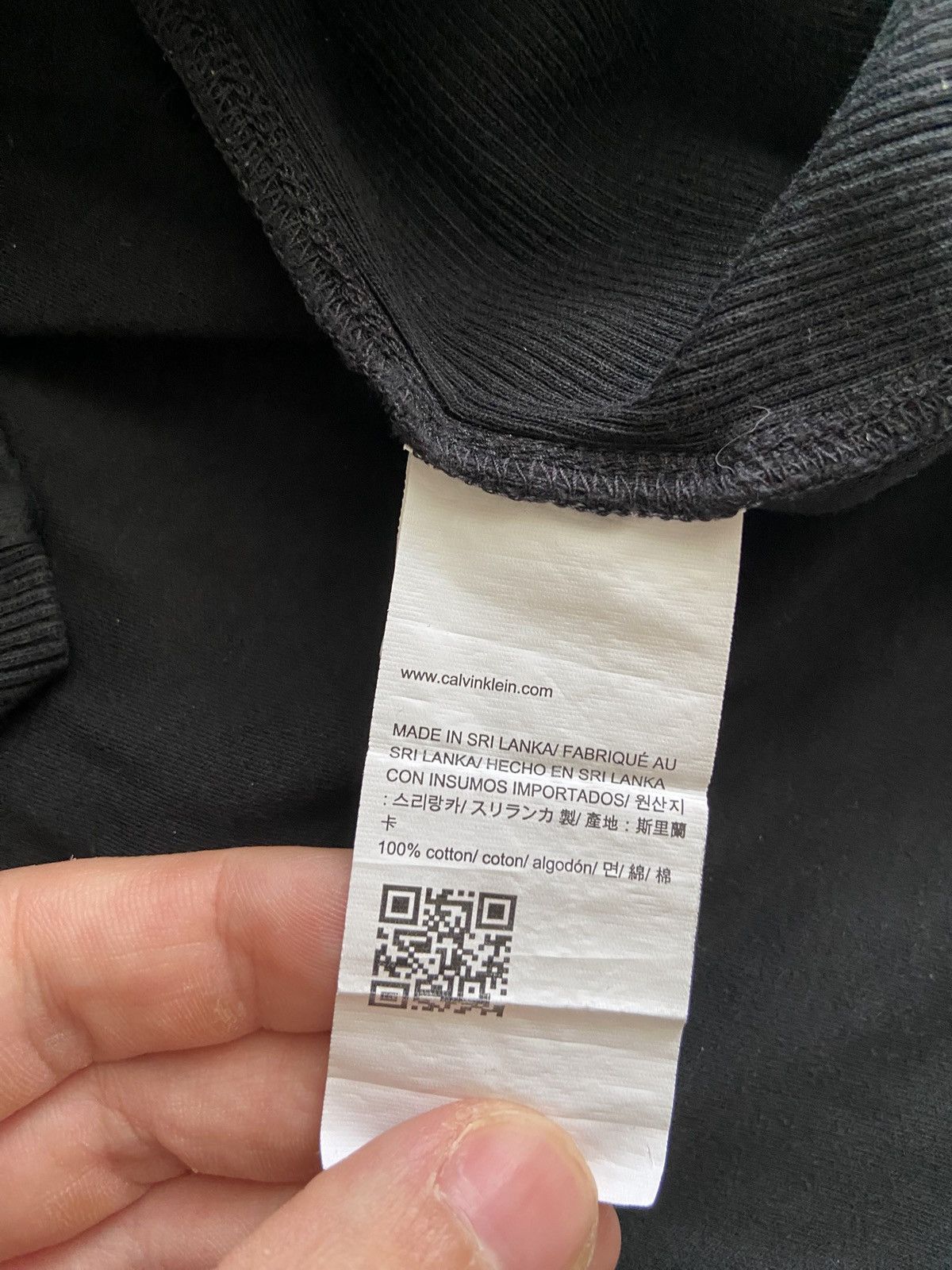 Calvin Klein Calvin Klein black v neck t shirt Size US L / EU 52-54 / 3 - 5 Thumbnail