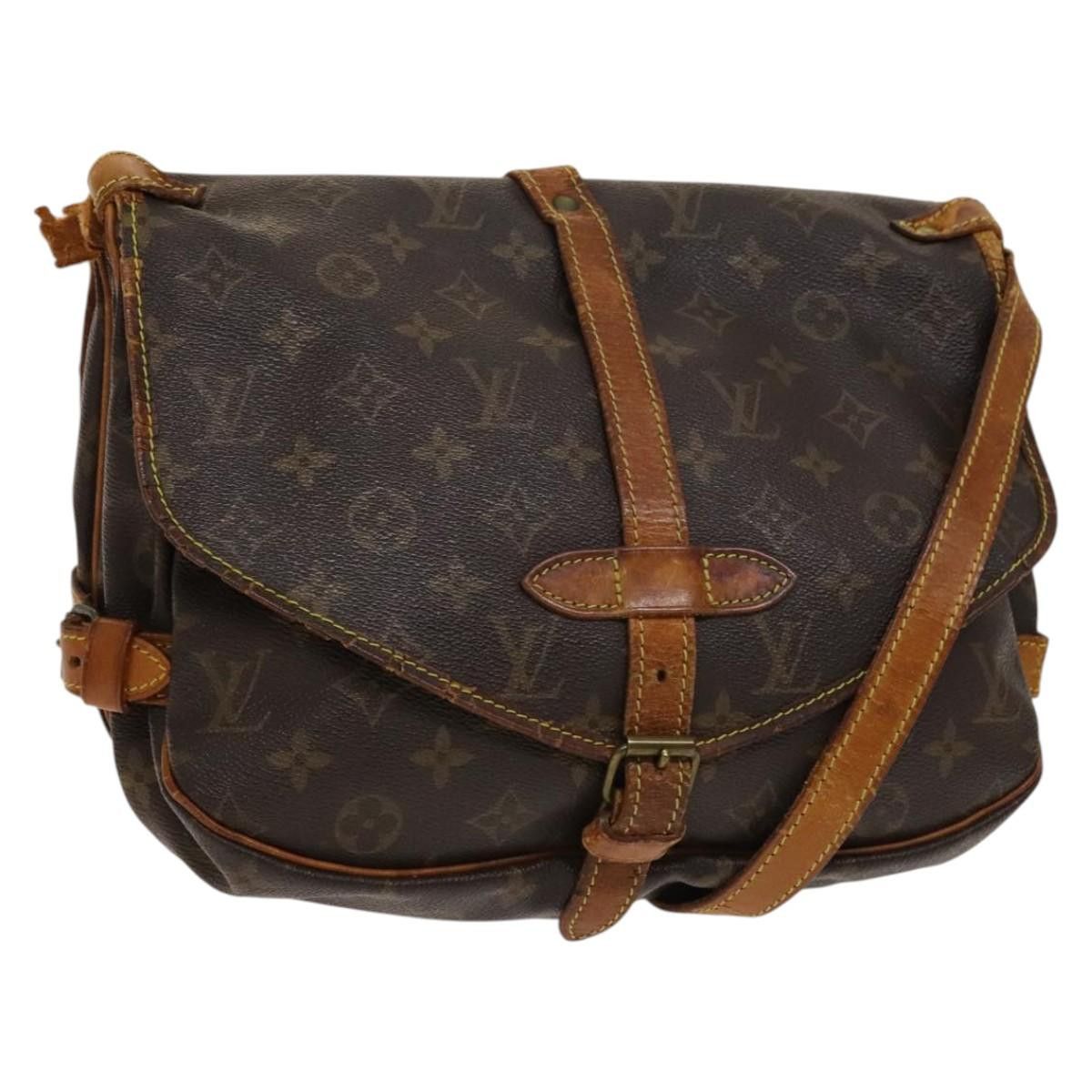 Louis Vuitton LOUIS VUITTON Monogram Saumur 30 Shoulder Bag M42256 Size ONE SIZE - 1 Thumbnail