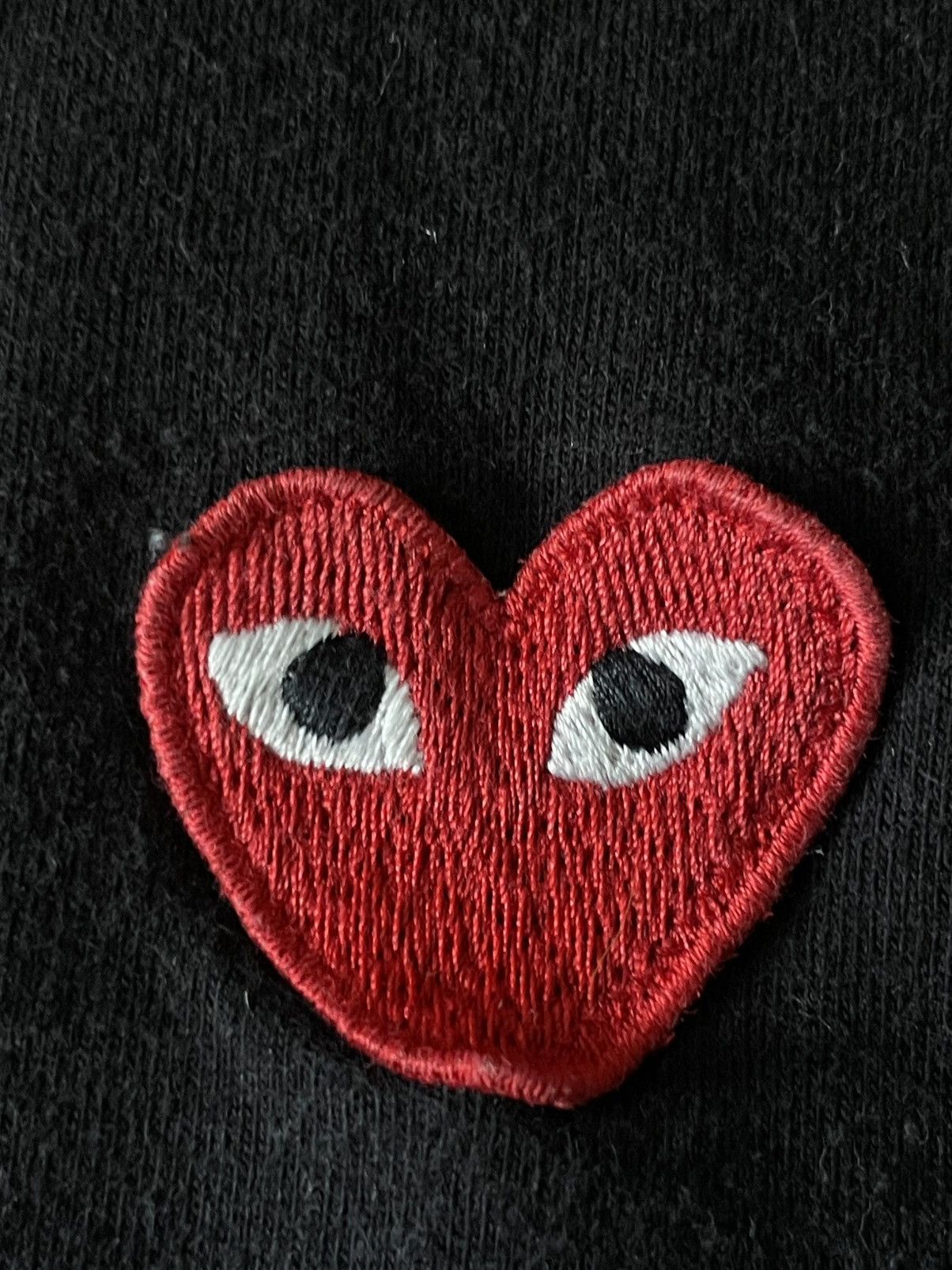 Comme des Garcons PLAY Comme des Garçons PLAY Black T-Shirt Heart Logo RARE Size US L / EU 52-54 / 3 - 4 Thumbnail