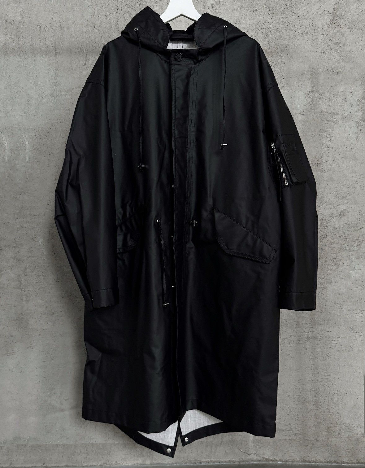 Helmut Lang Helmut Lang Rubber Logo Parka AW19 Size US M / EU 48-50 / 2 - 1 Thumbnail