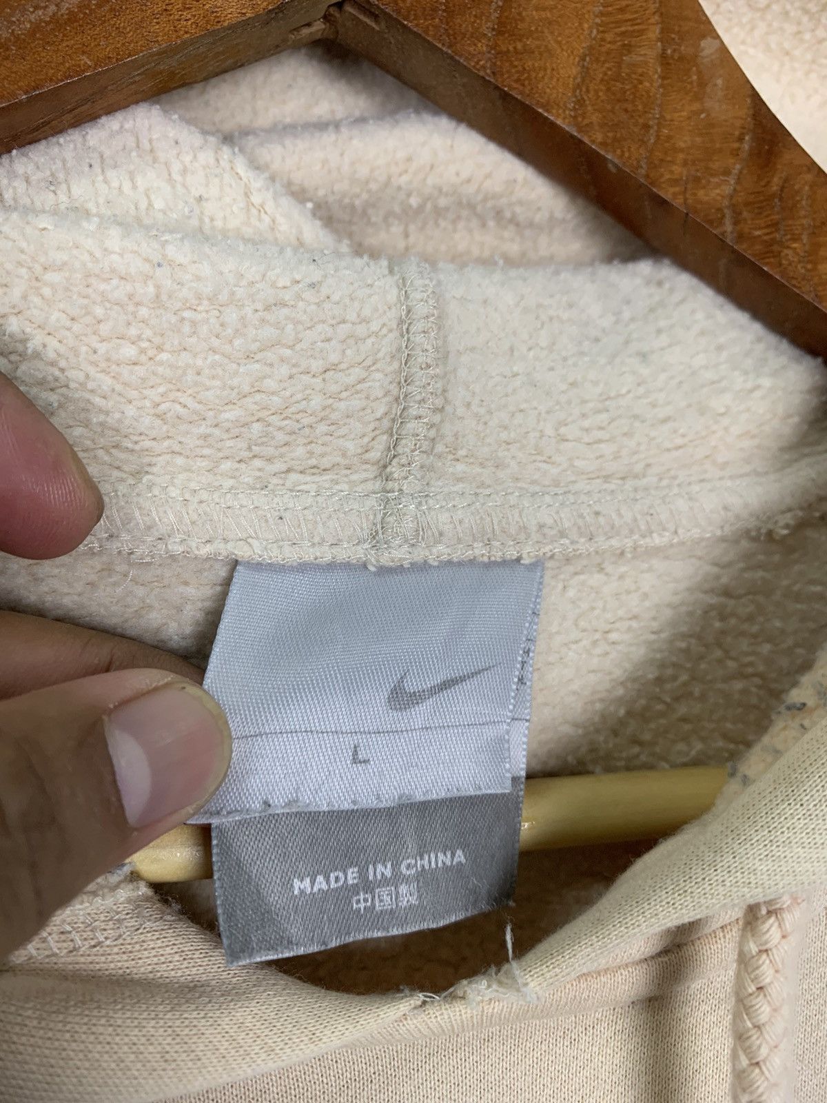 Nike × Vintage Vintage Nike hoodie Size US L / EU 52-54 / 3 - 10 Thumbnail