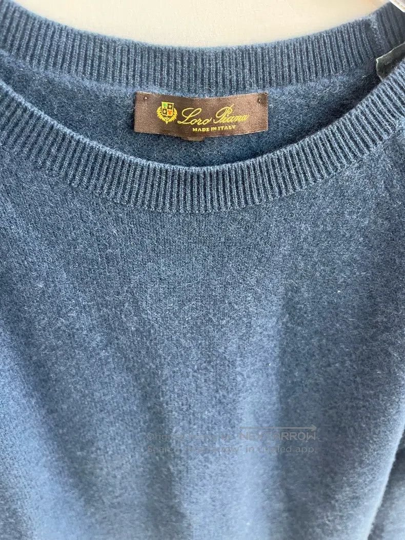 Loro Piana Loro Piana Navy Cashmere Knit Turtleneck Sweater, Mid-Leng Size XS / US 0-2 / IT 36-38 - 2 Thumbnail