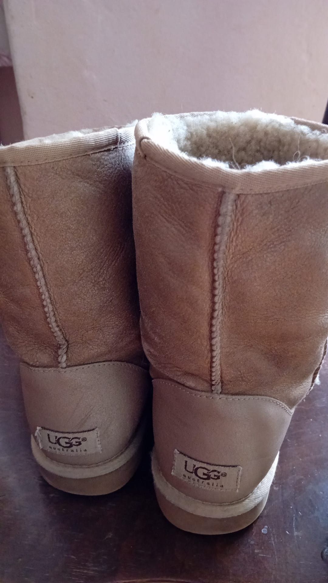 Ugg Ugg Clasic Short Metalic Sheepskin Boots Womans Size 8 Size US 8 / IT 38 - 5 Thumbnail