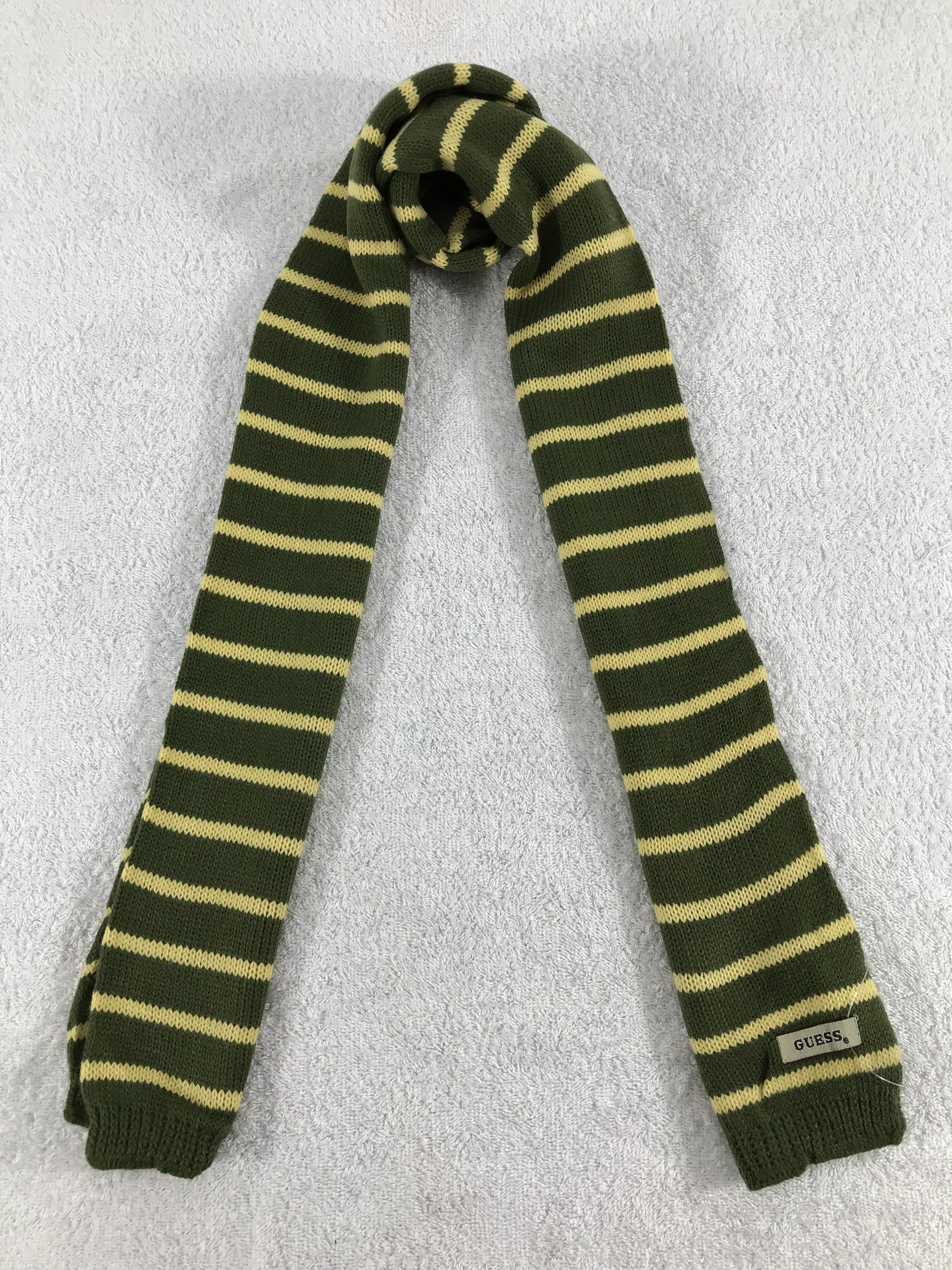 Guess Guess Scarf / Muffler / Neckwear - WW1296 Size ONE SIZE - 1 Thumbnail