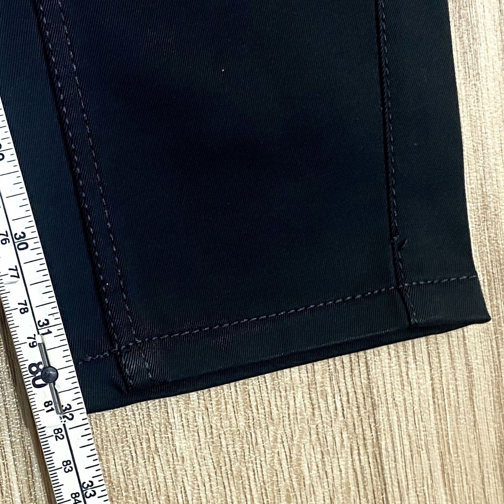 Calvin Klein Keywords: "Calvin Klein Jeans", "W28” L32”, “Womens “Black”, “Vintage”, “VGC” Size 28" / US 6 / IT 42 - 5 Thumbnail