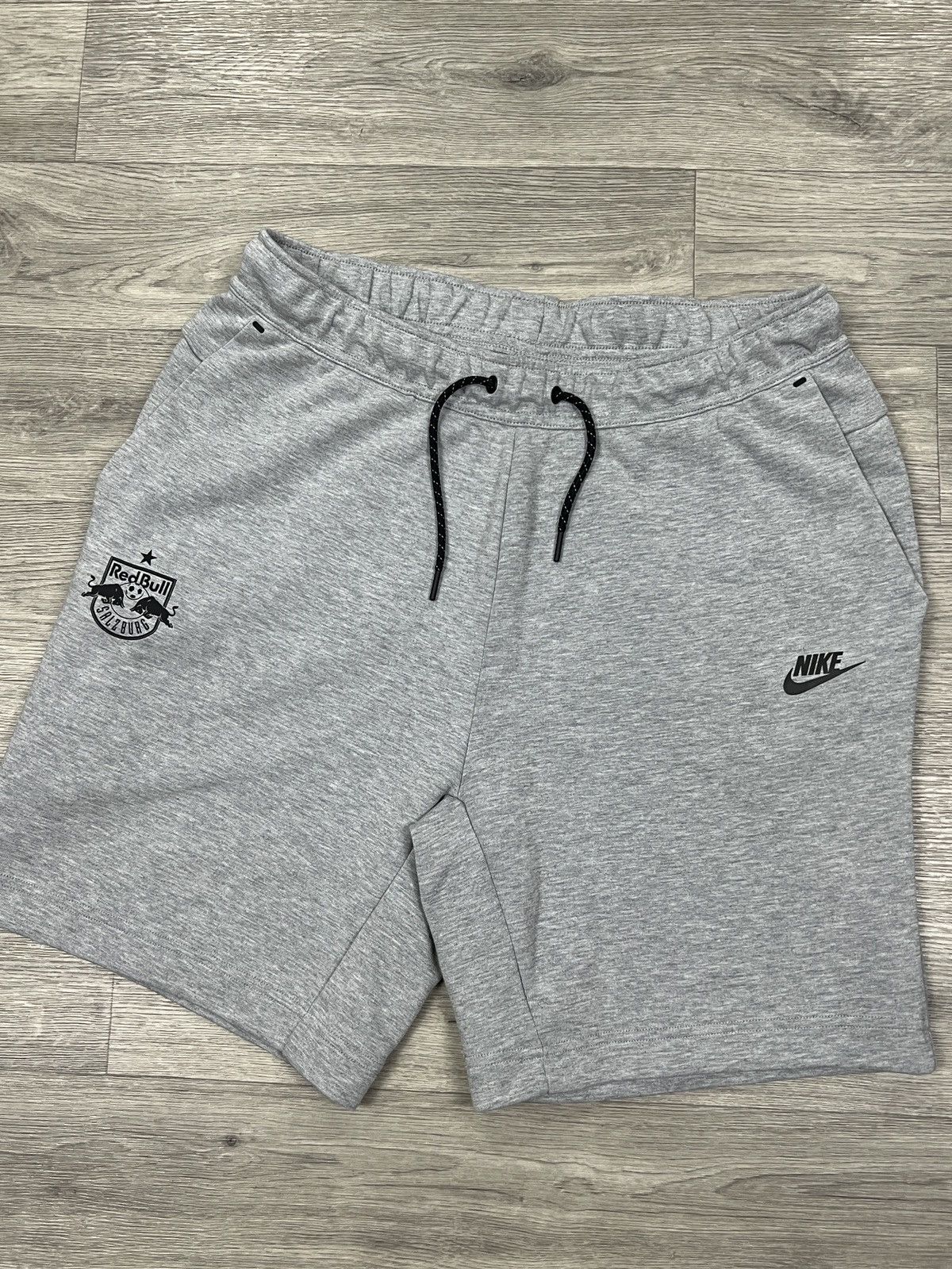 Nike Nike Red Bull Salzburg Tech Fleece Shorts Grey Mens Sz L Size US 34 / EU 50 - 2 Thumbnail