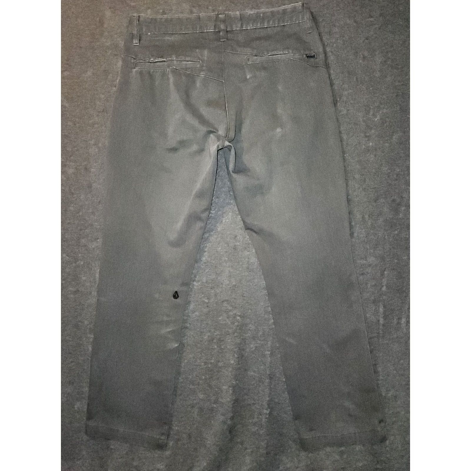 Volcom Volcom Vmonty Chino Pants Men 32 Gray Low Rise Straight Logo Pockets Casual/Workwear Size US 32 / EU 48 - 6 Thumbnail