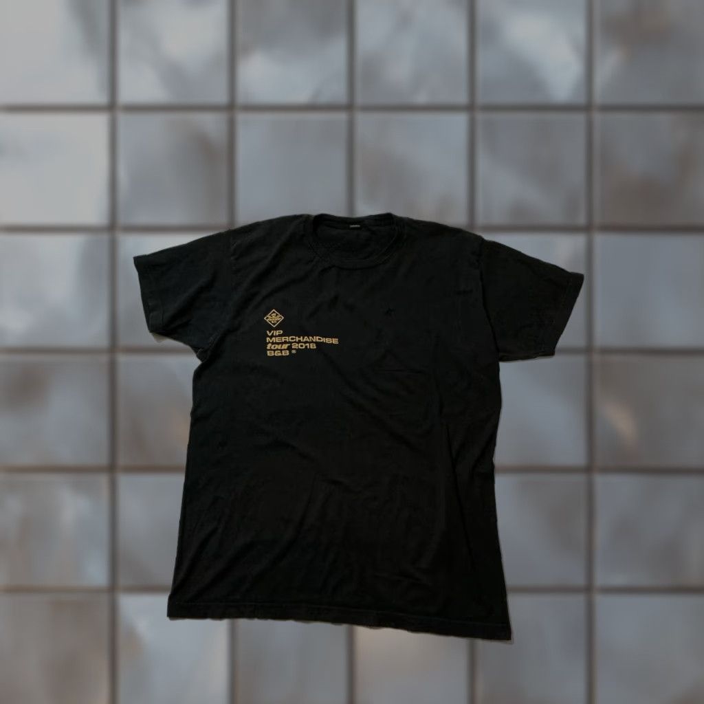 Tultex Post Malone Beerbongs & Bentleys Tour 2018 VIP Merchandise Graphic T-Shirt Sz. L Men Tultex Black Dragon Bat S/S T-Shirt Large Size US L / EU 52-54 / 3 - 1 Thumbnail