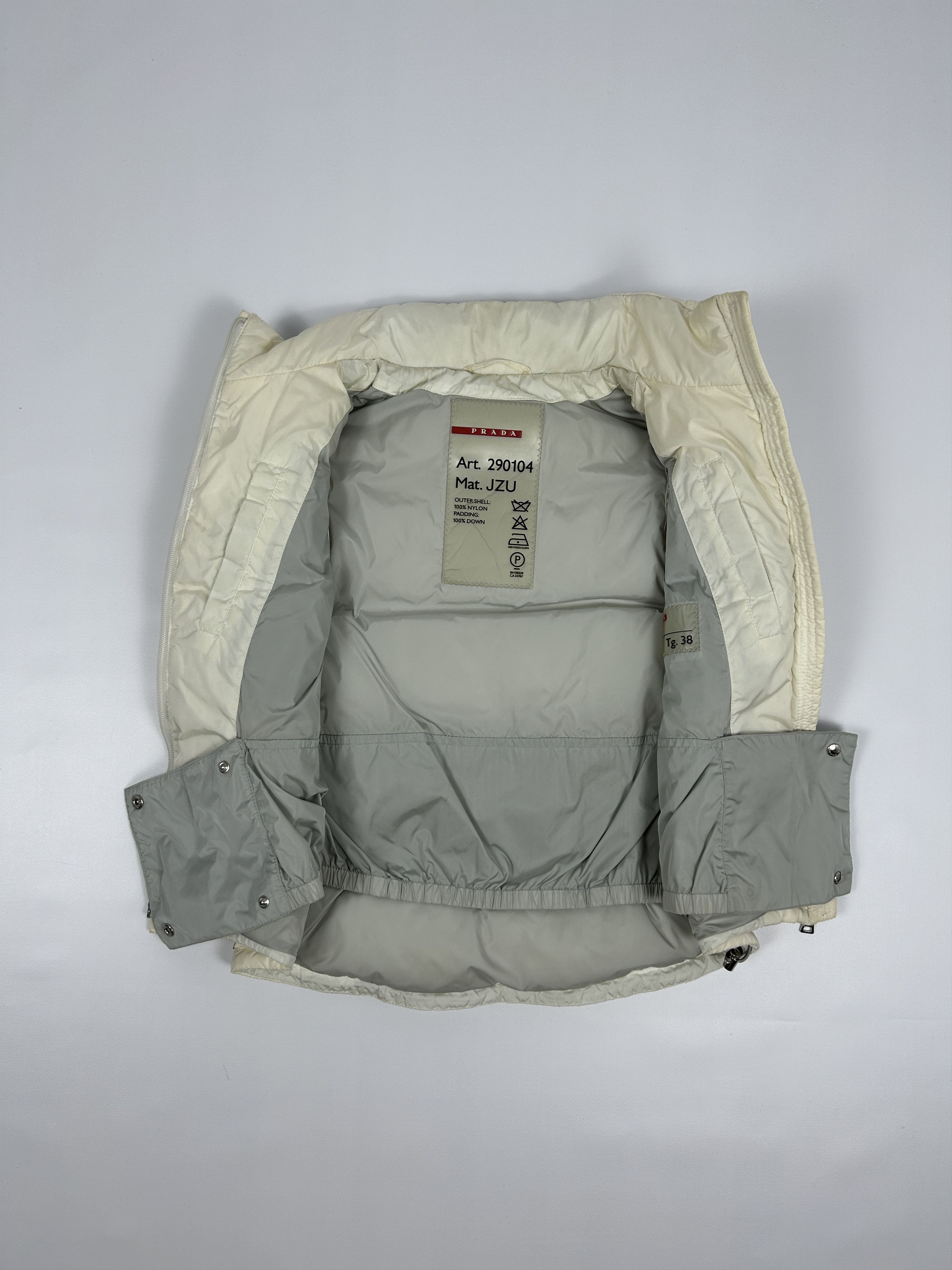 Prada Vintage y2k archive Prada sport red tab hooded puffer vest Size XS / US 0-2 / IT 36-38 - 16 Thumbnail
